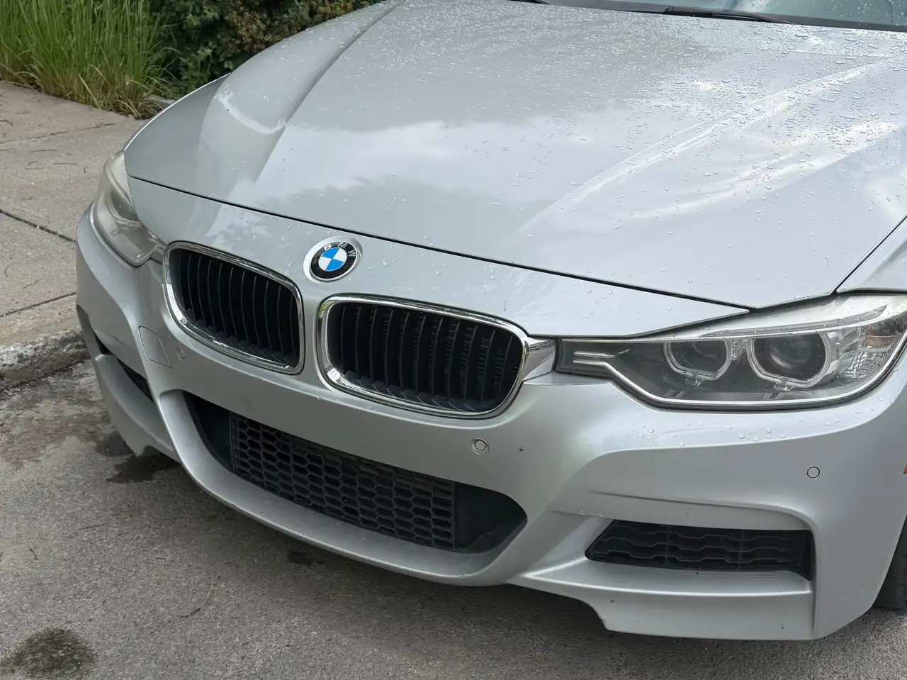 BMW 3 Series снимка BMW 3 Series