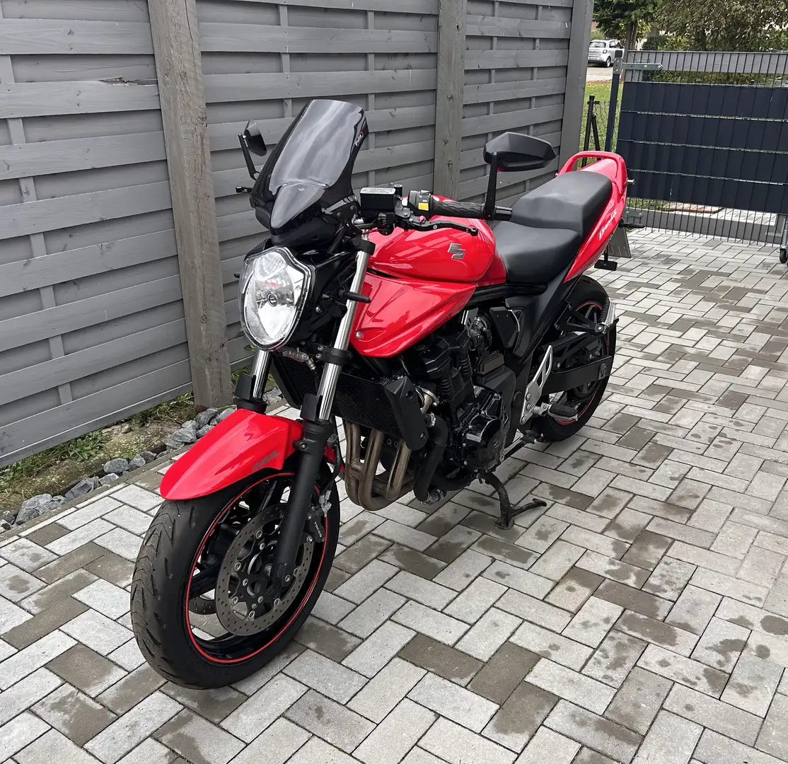 Suzuki GSF 650 Bandit Rojo - 1