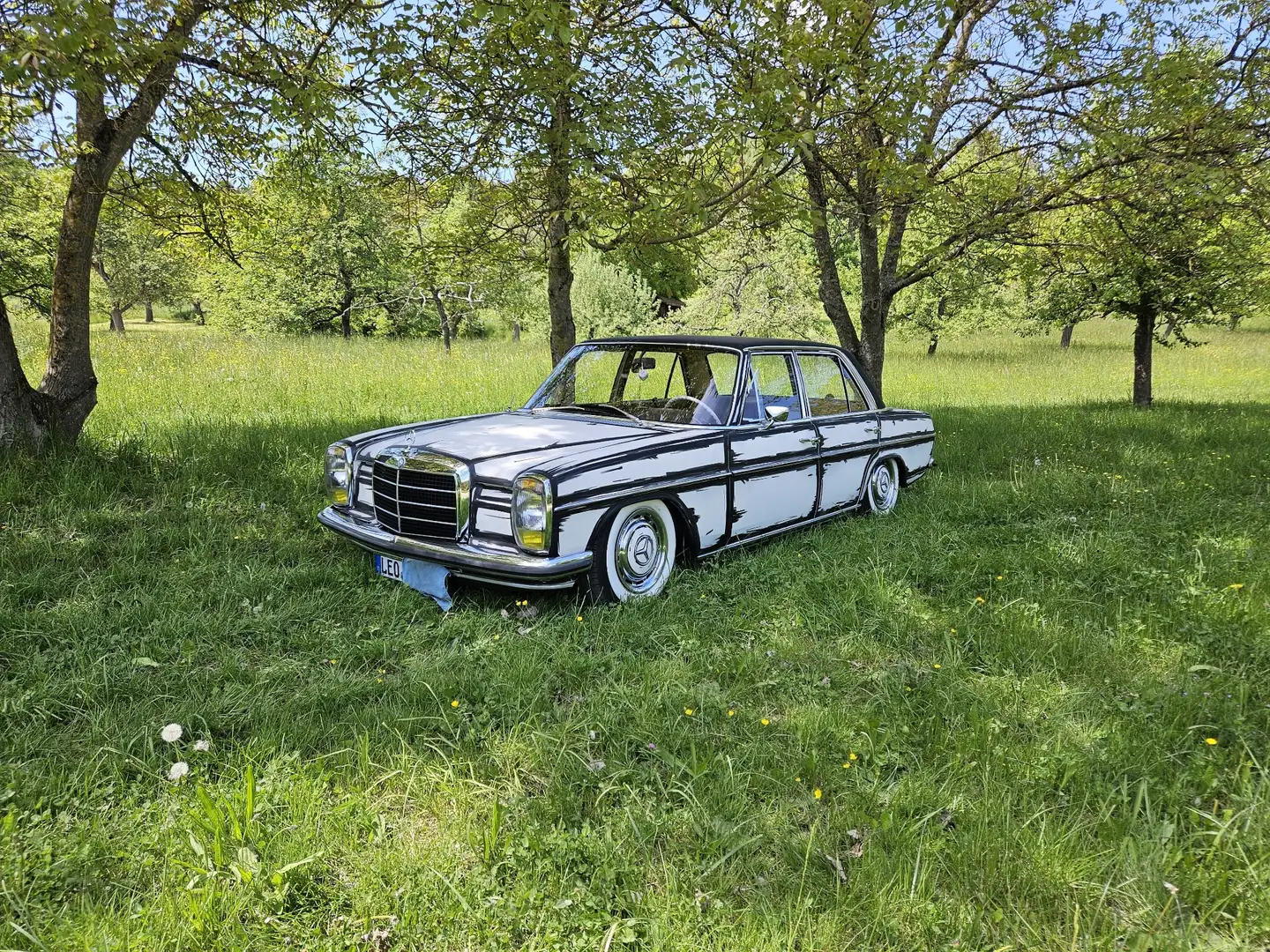 Mercedes-Benz W 114/115 Strich-Acht 250er 6 Zylinder Automatik Airride - 1