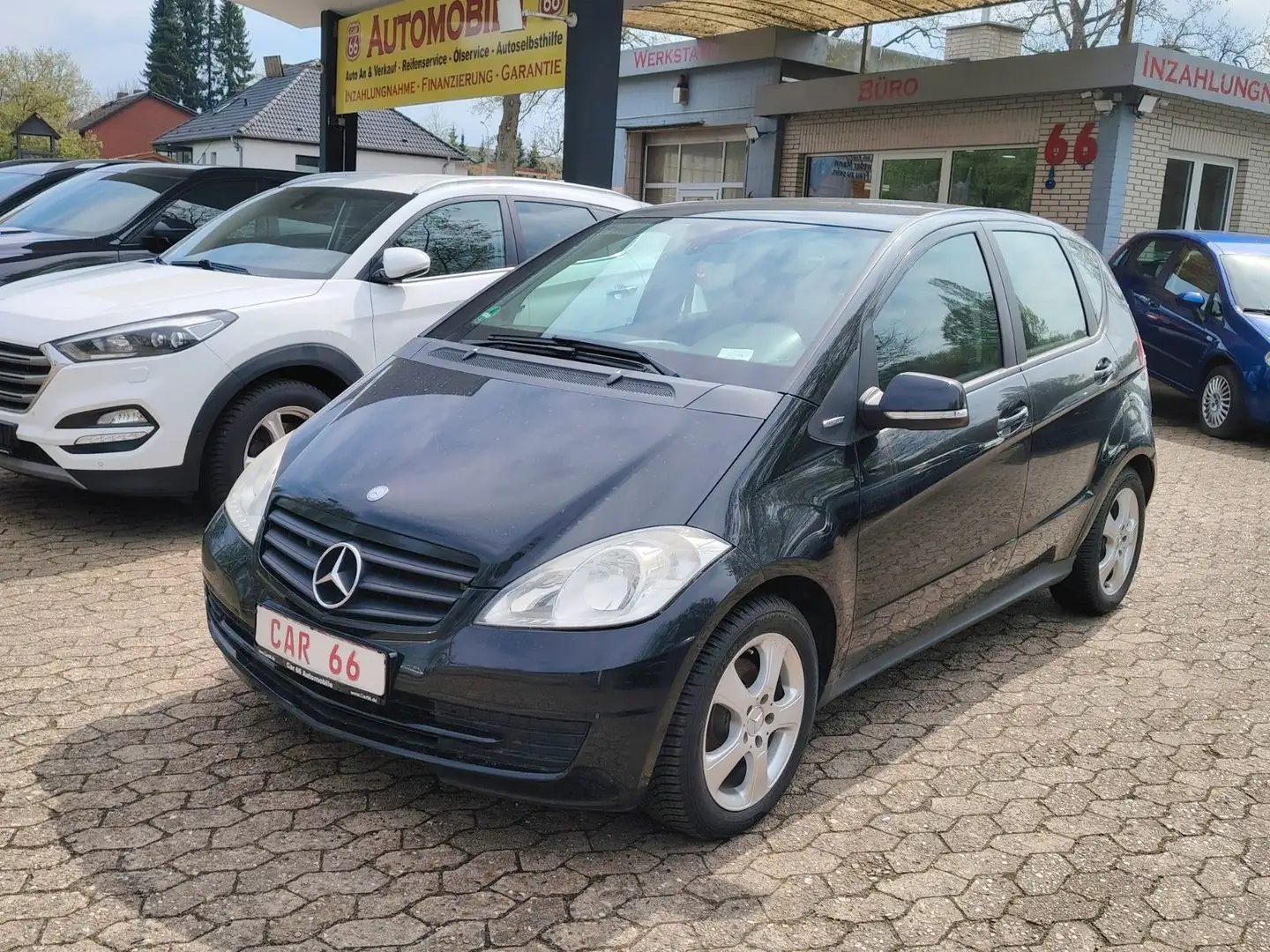Mercedes-Benz A 160 / Klimaanlage / Schwarz - 1