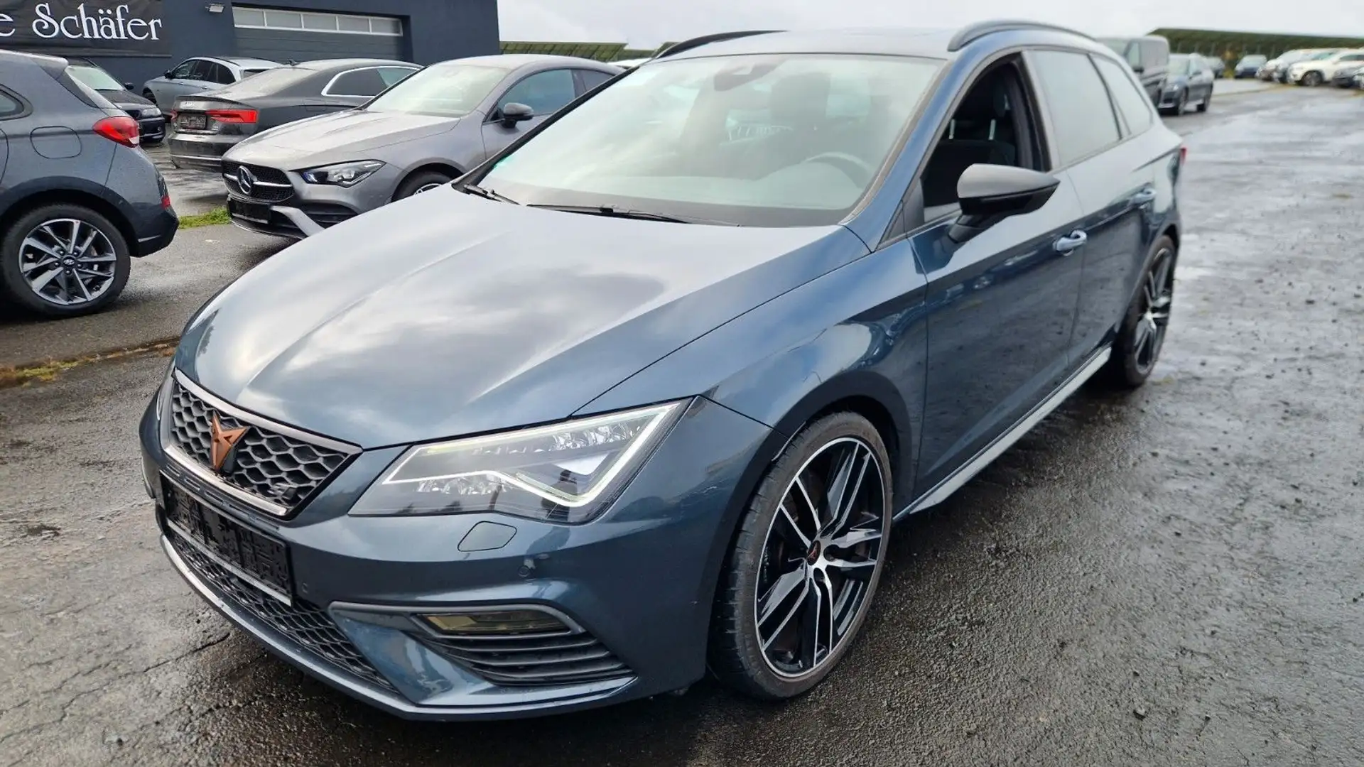 SEAT Leon ST Cupra 300 4Drive Pano Kamera Beats Grau - 1