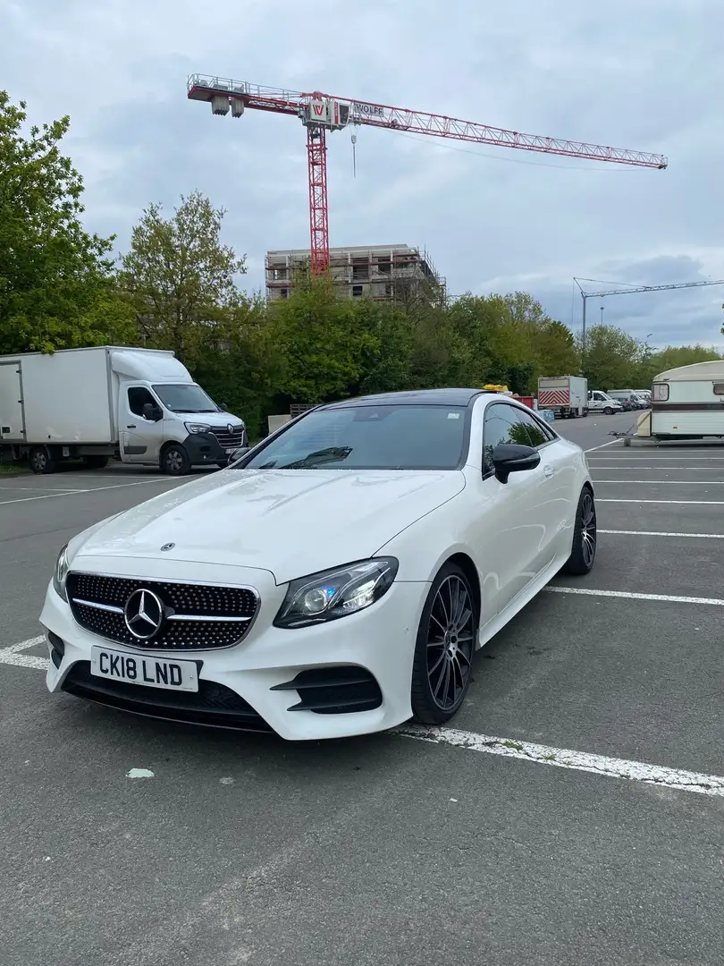Mercedes-Benz E 400 4Matic Coupe 9G-TRONIC AMG Line Blanc - 1
