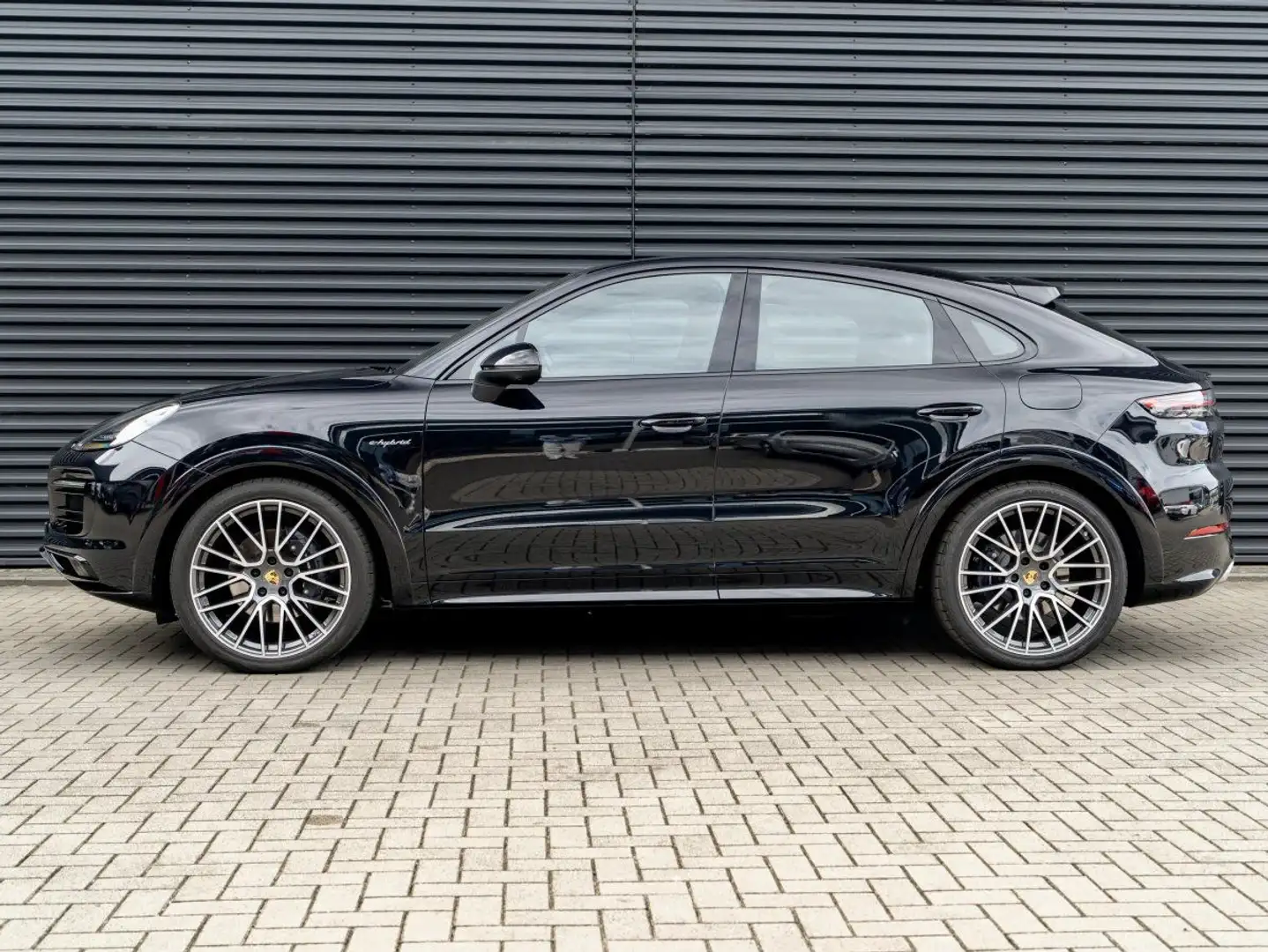 Porsche Cayenne COUPE E-Hybrid 3.0 V6 462 ch Tiptronic BVA Zwart - 2