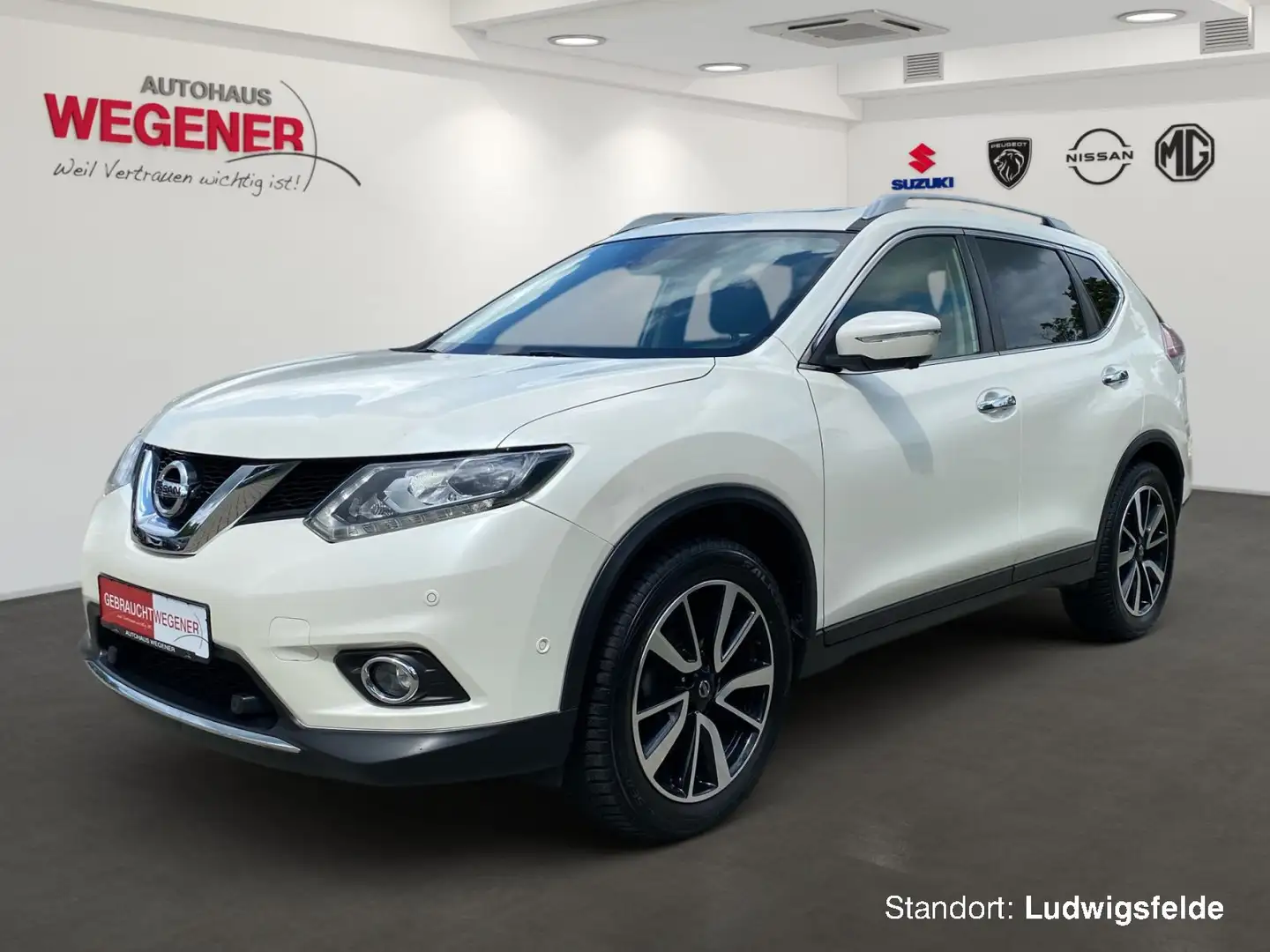 Nissan X-Trail X-TRAIL 1.6 DIG-T TEKNA LEDER PANO 360° Blanc - 1