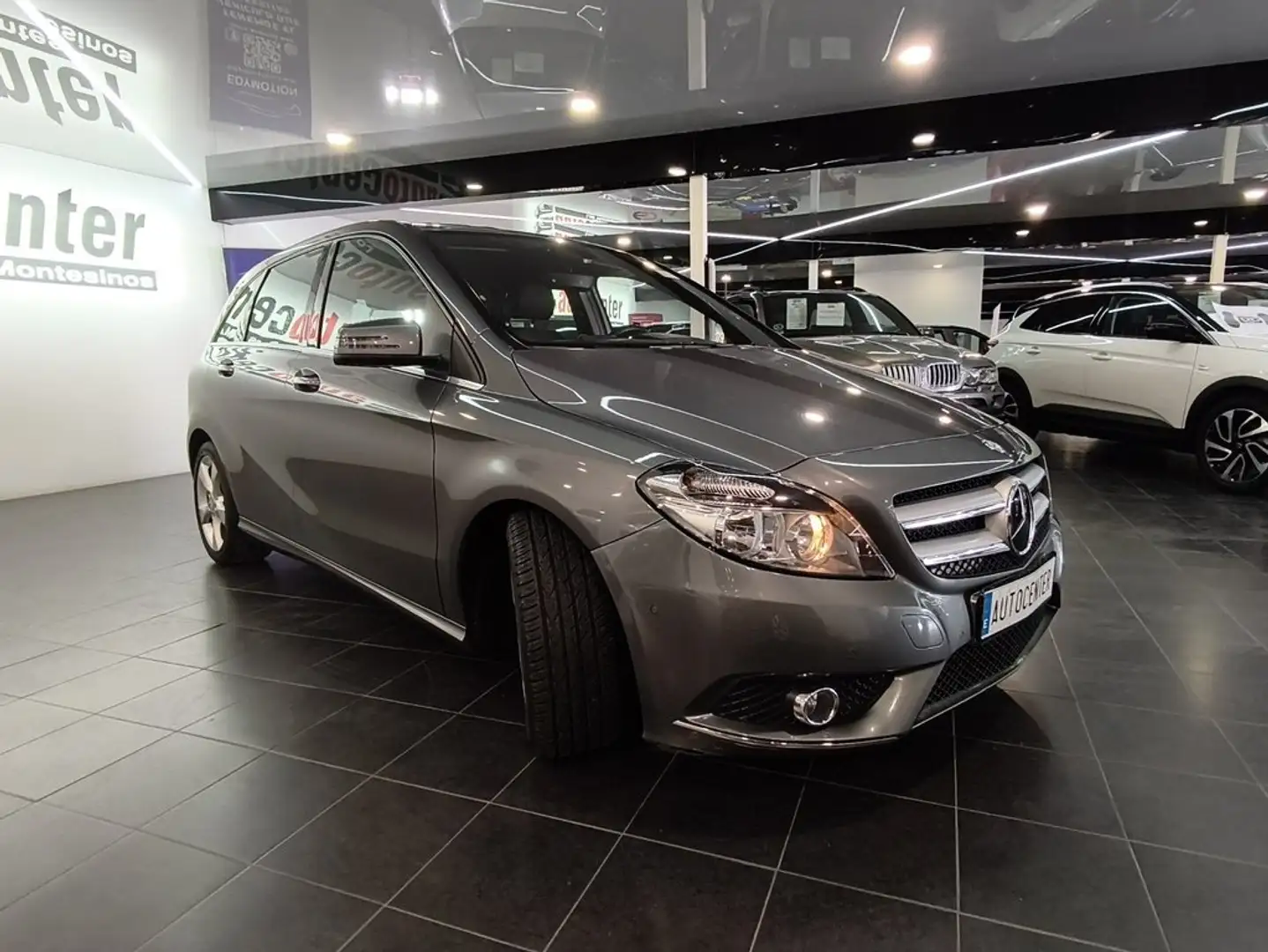 Mercedes-Benz B 180 CDI Gris - 2