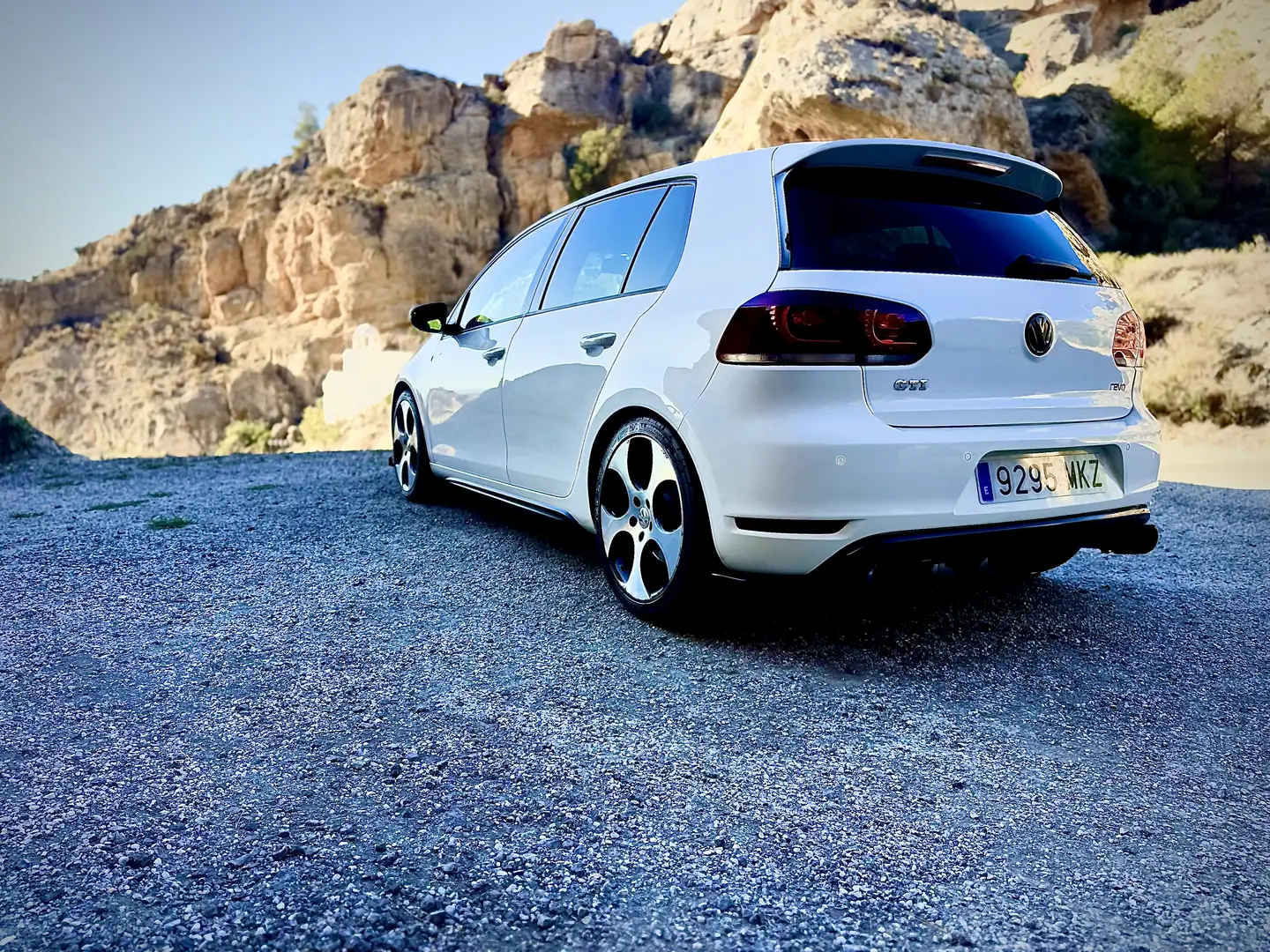 Volkswagen Golf GTI 2.0 TSI DSG - 2