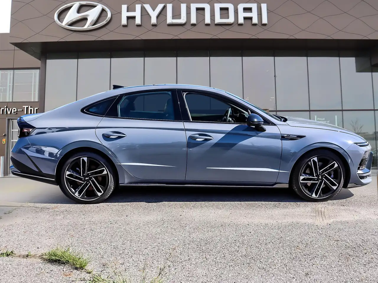 Hyundai SONATA photo Hyundai SONATA