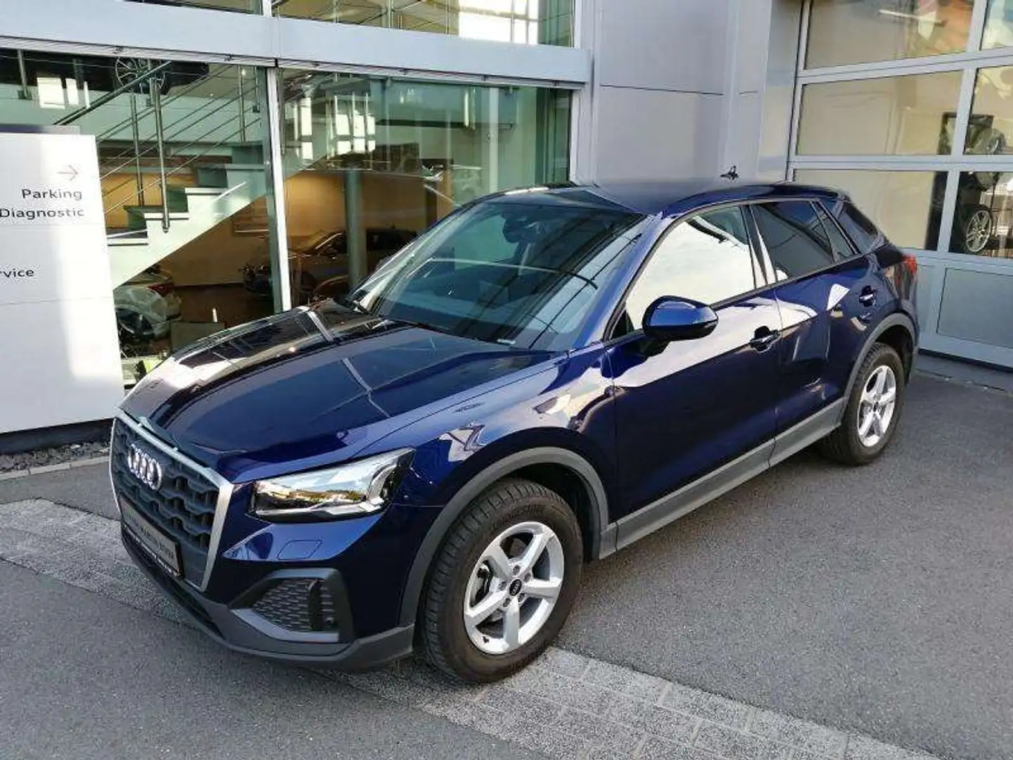 Audi Q2 35 TFSI S tronic Bleu - 1