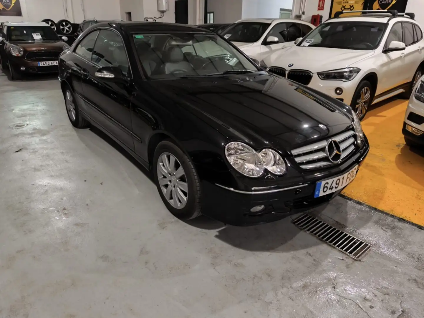 Mercedes-Benz CLK 200 Berlina Automático de 5 Puertas Noir - 1