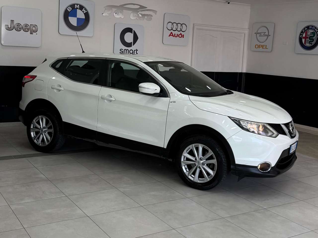 Nissan Qashqai Qashqai 1.5 dci Visia 110cv