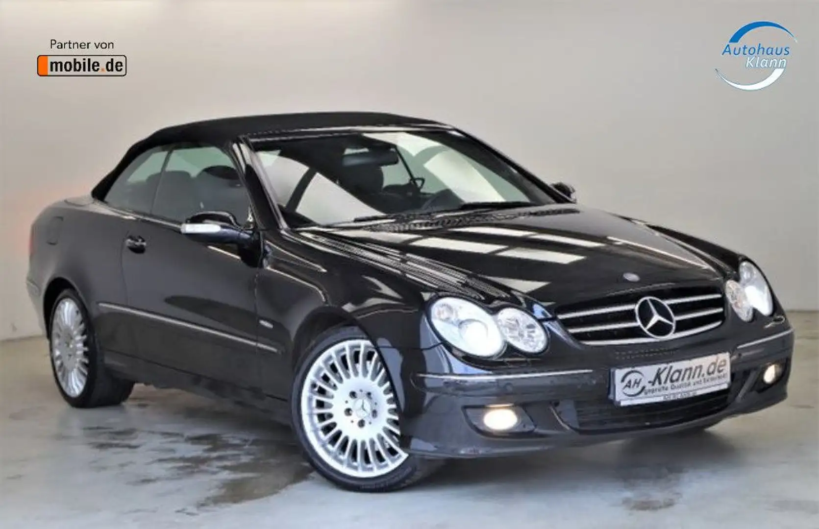 Mercedes-Benz CLK 200 184PS Kompressor  Cabrio Avantgarde PDC Schwarz - 1