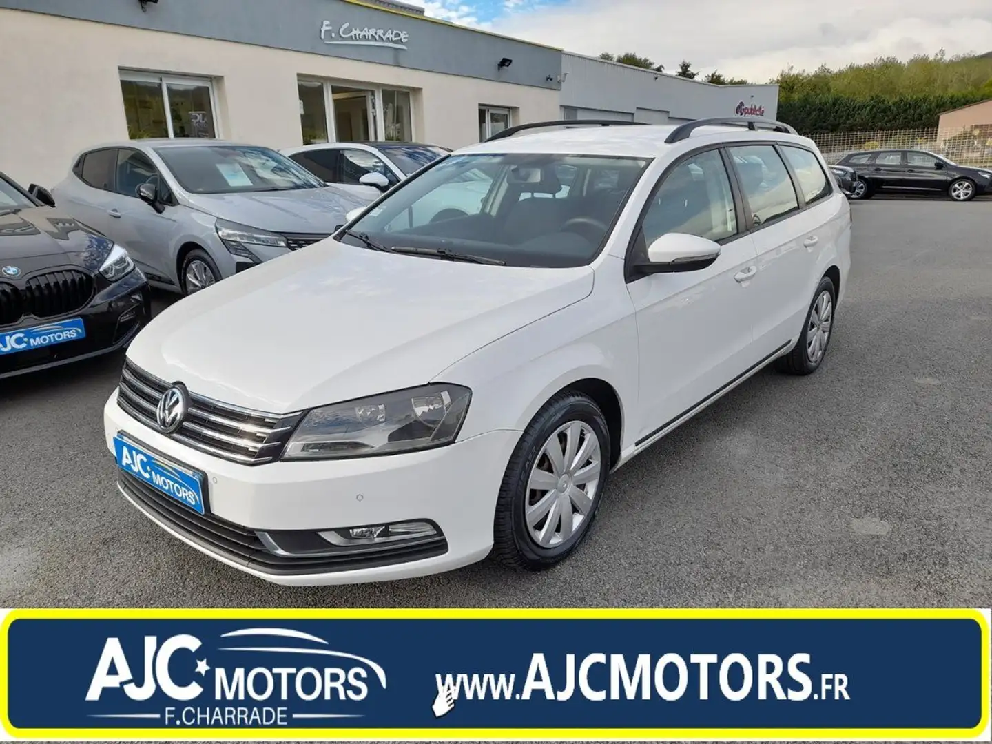 Volkswagen Passat SW 1.6 TDI 105CH BLUEMOTION TECHNOLOGY FAP TRENDLINE Blanc - 1