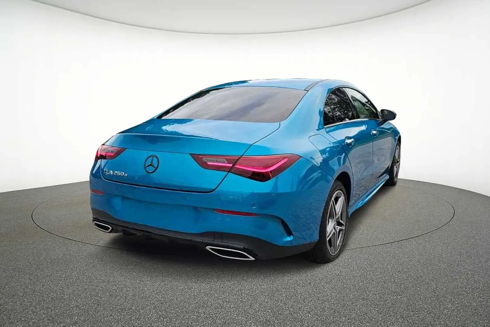 Mercedes-Benz CLA 250 e Coupé Verde - 2