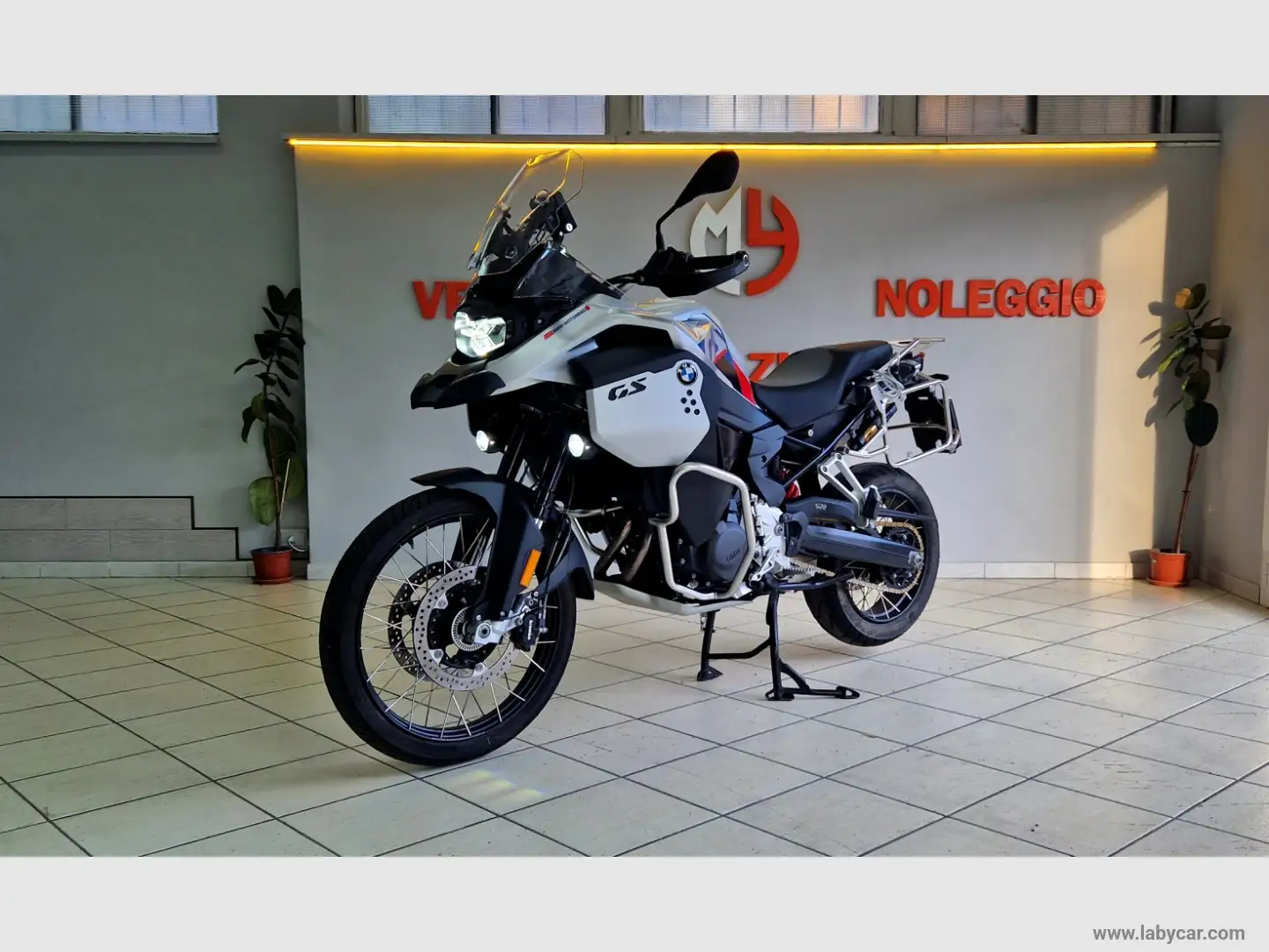 BMW F 900 GS Adventure F 900 GS ADVENTURE Blanc - 1