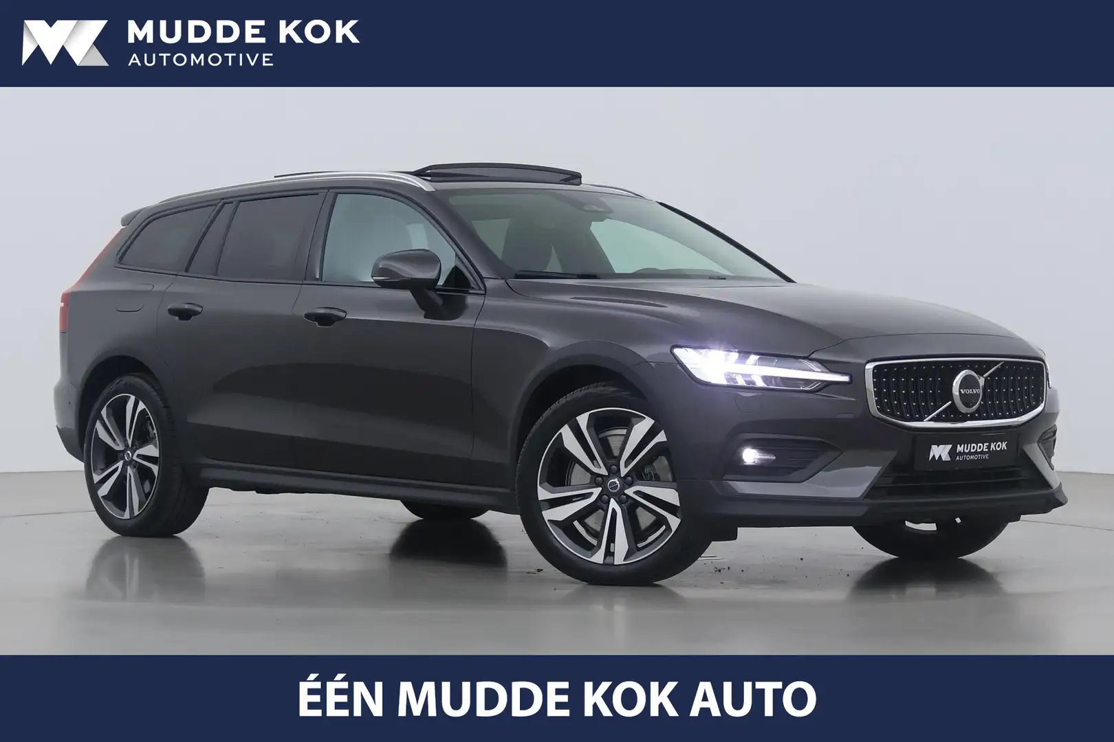 Volvo V60 Cross Country B5 AWD Plus Bright | Panoramadak | 360° Camera | A Gris - 1