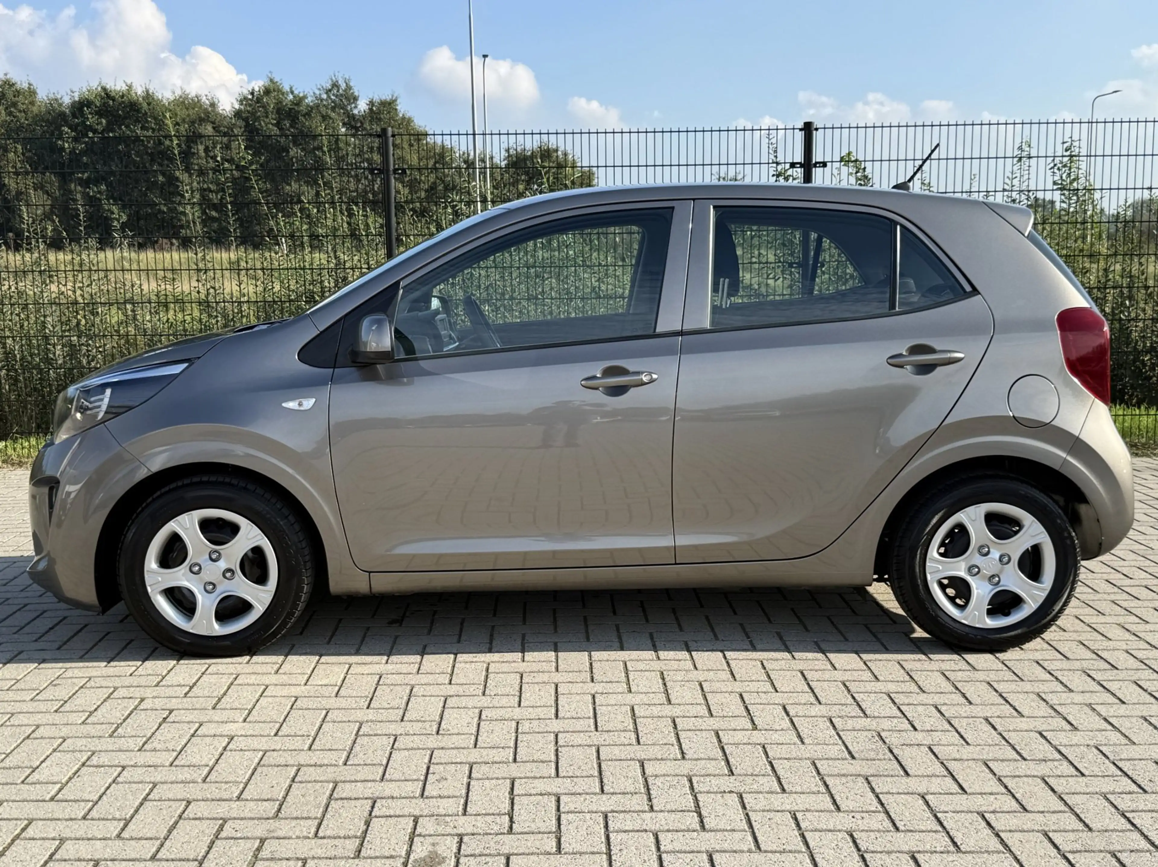 Kia Picanto 1.0 CVVT EconomyPlusLine | Bluetooth| Airco | Radi — photo 7