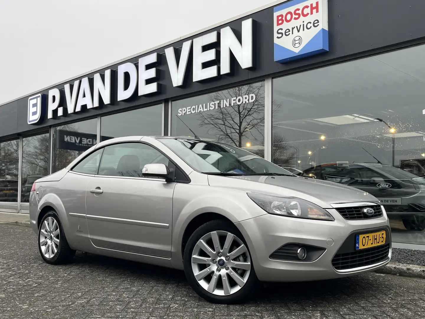 Ford Focus CC Coupé-Cabriolet 2.0 Titanium 145pk | Eerste eigena Gris - 2