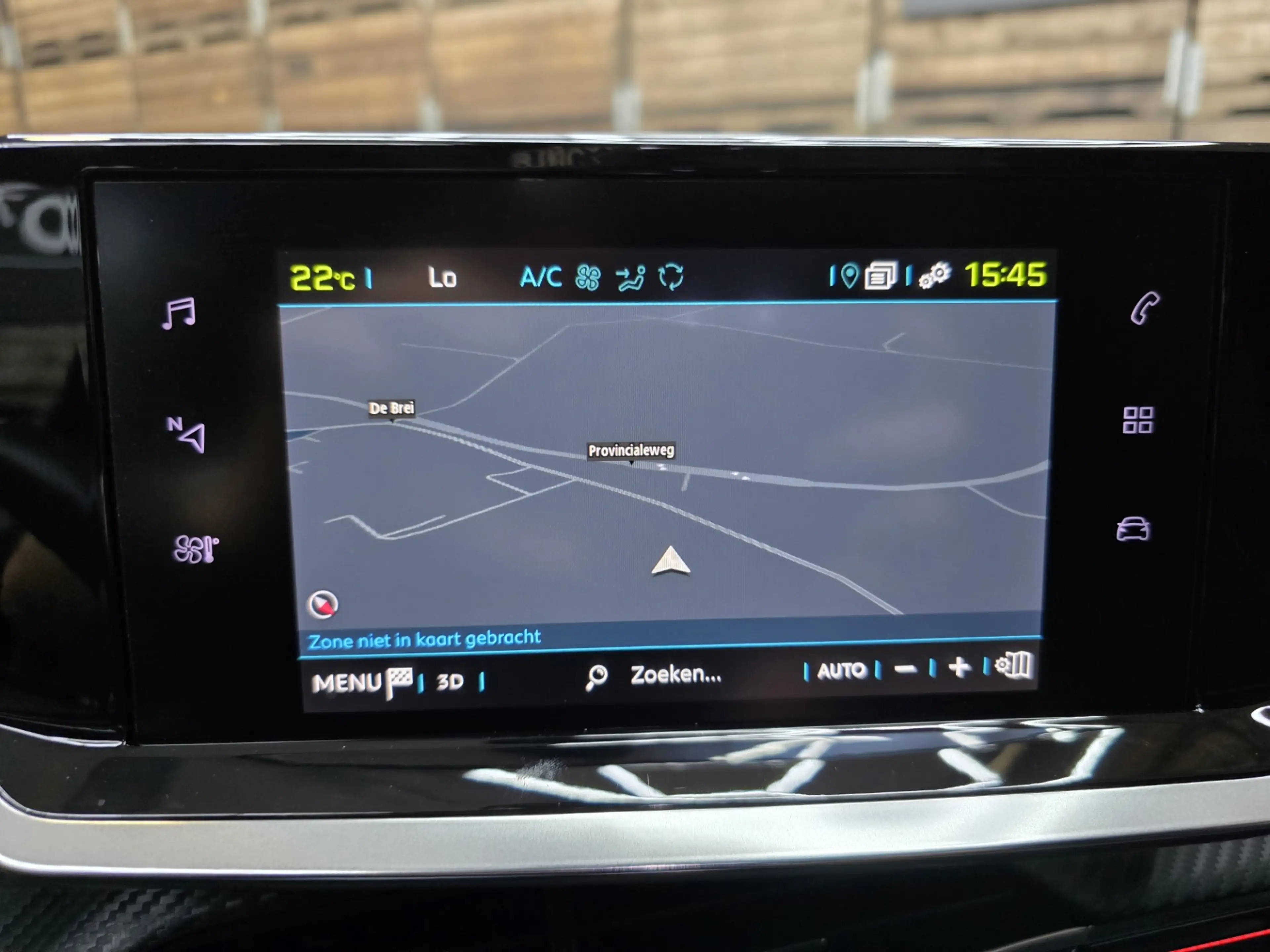 Peugeot e-208 EV Allure 50 kWh GT Pano Memory Camera Clima Cruis — photo 12