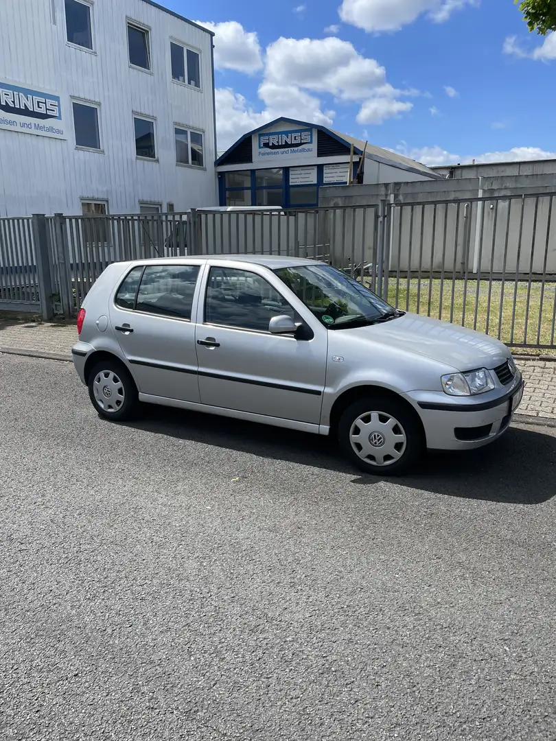 Volkswagen Polo Comfortline - 2