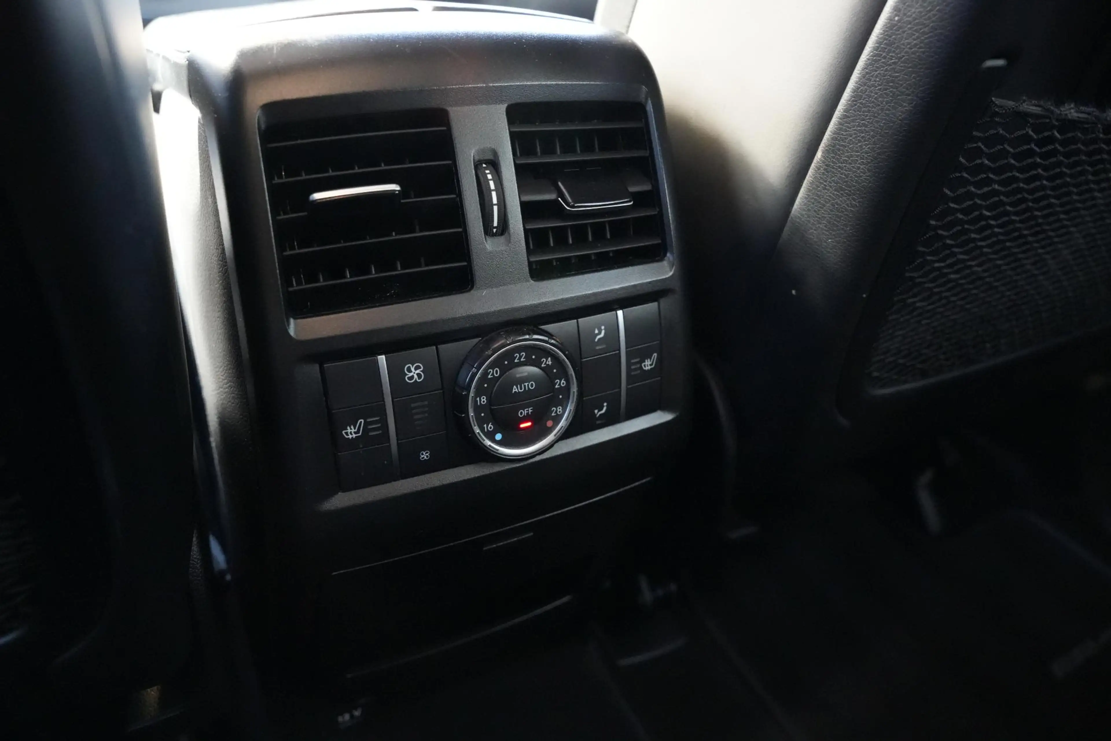 Mercedes-Benz GLS 63 AMG 4MATIC Pano 7 persoons — photo 32