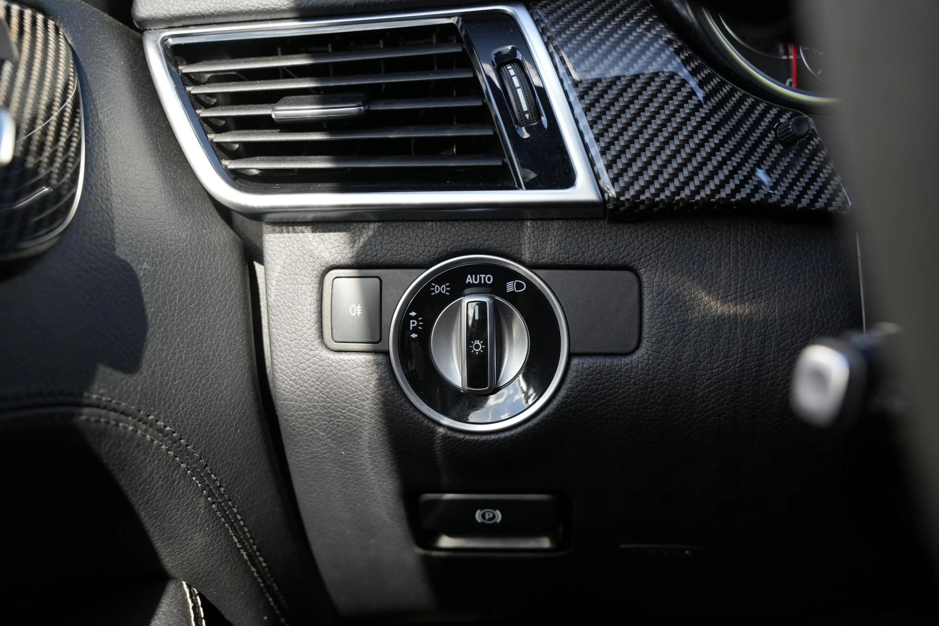 Mercedes-Benz GLS 63 AMG 4MATIC Pano 7 persoons — photo 43