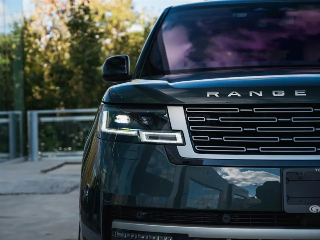 Land Rover Range Rover снимка Land Rover Range Rover