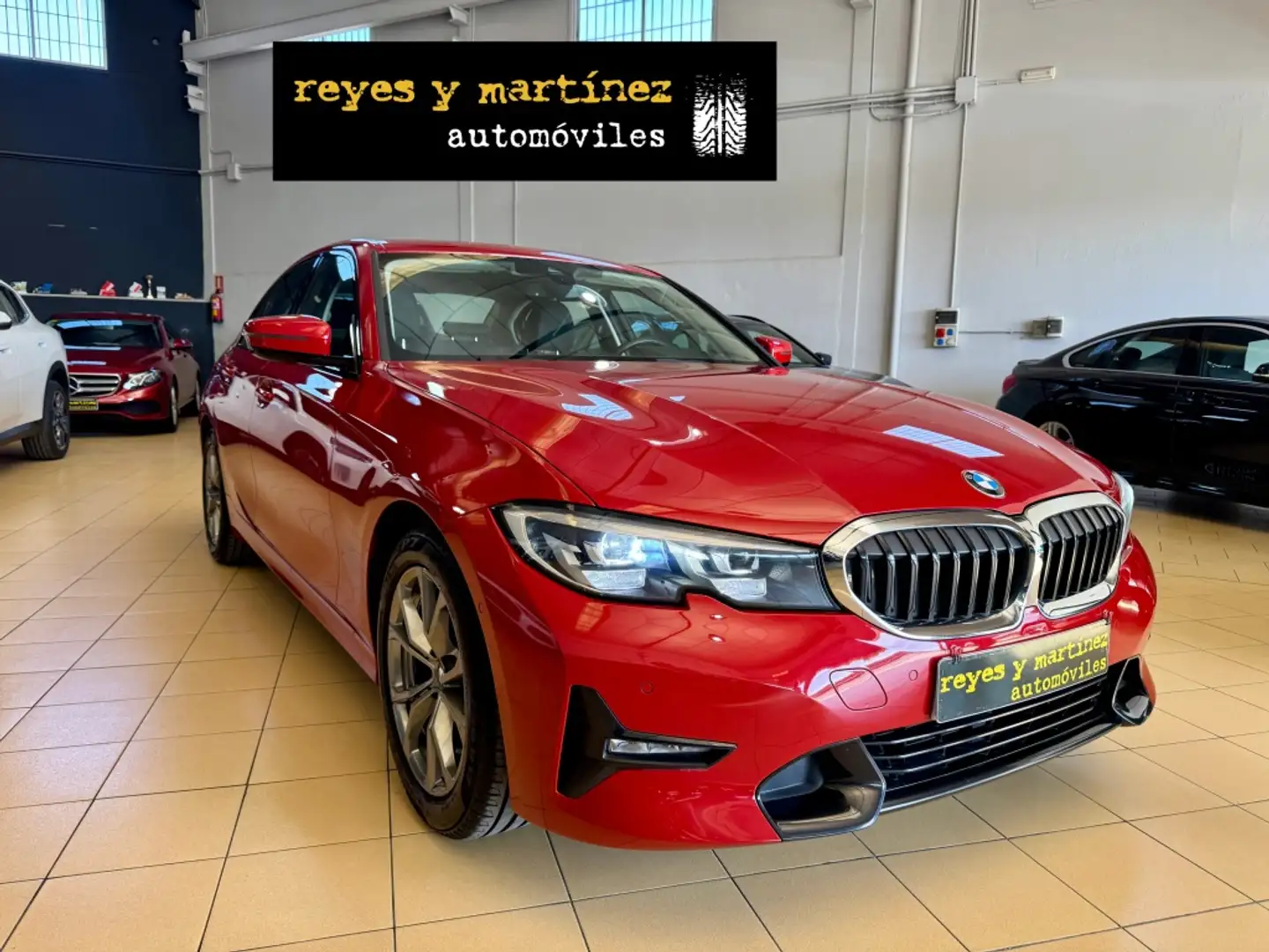 BMW 318 318dA Rojo - 2