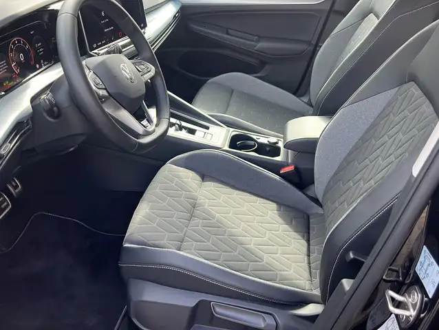 Volkswagen Golf view 22