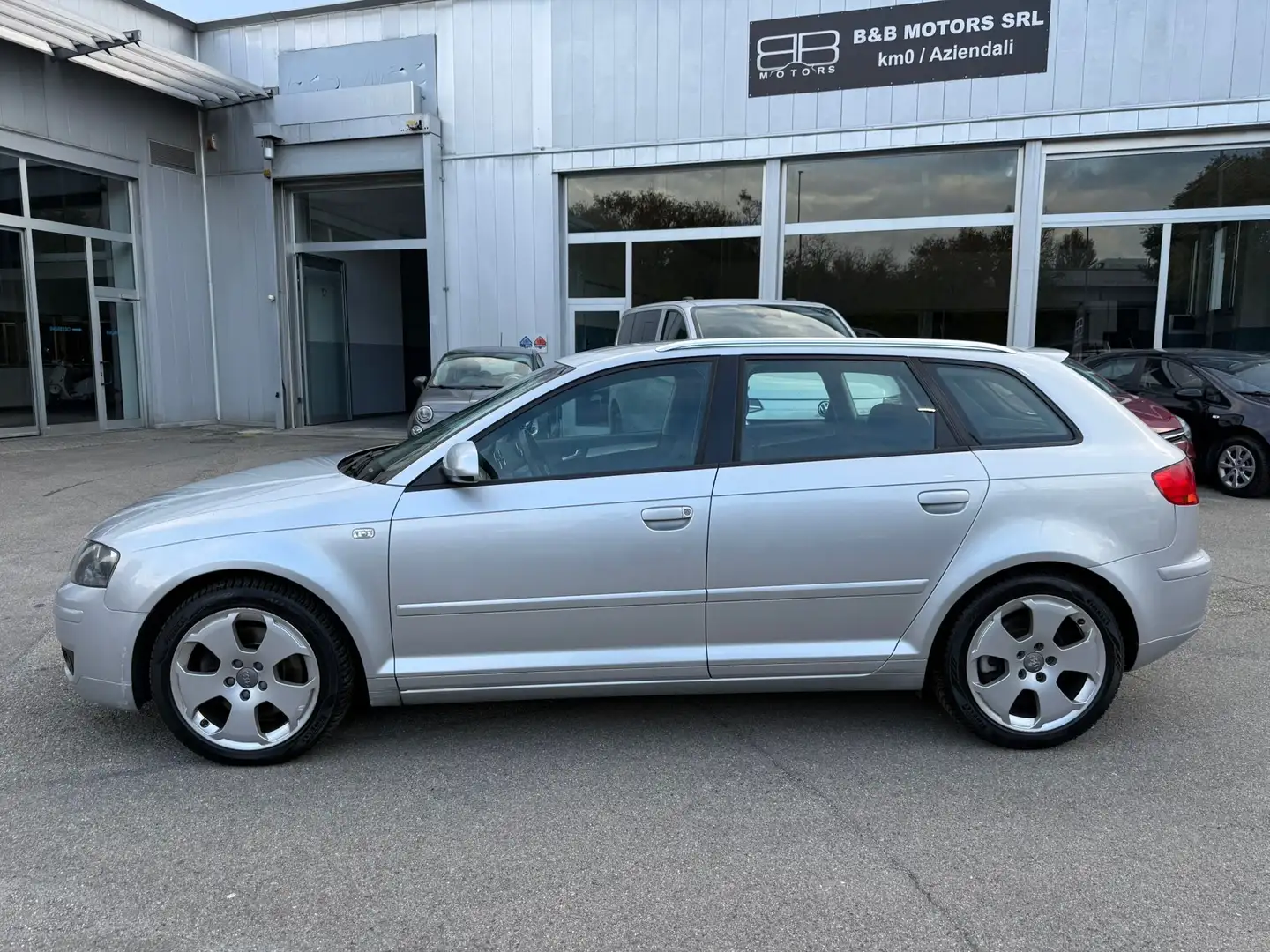 Audi A3 A3 Sportback 2.0 tdi Ambition quattro Argent - 2