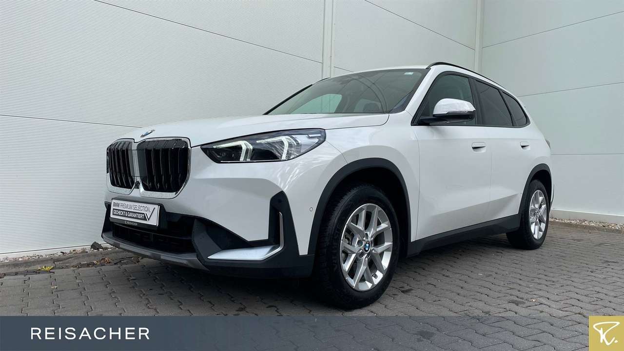 BMW X1 — BMW X1 xDrive23d A Pano,AHK,DA+,HuD,Aktivsitz