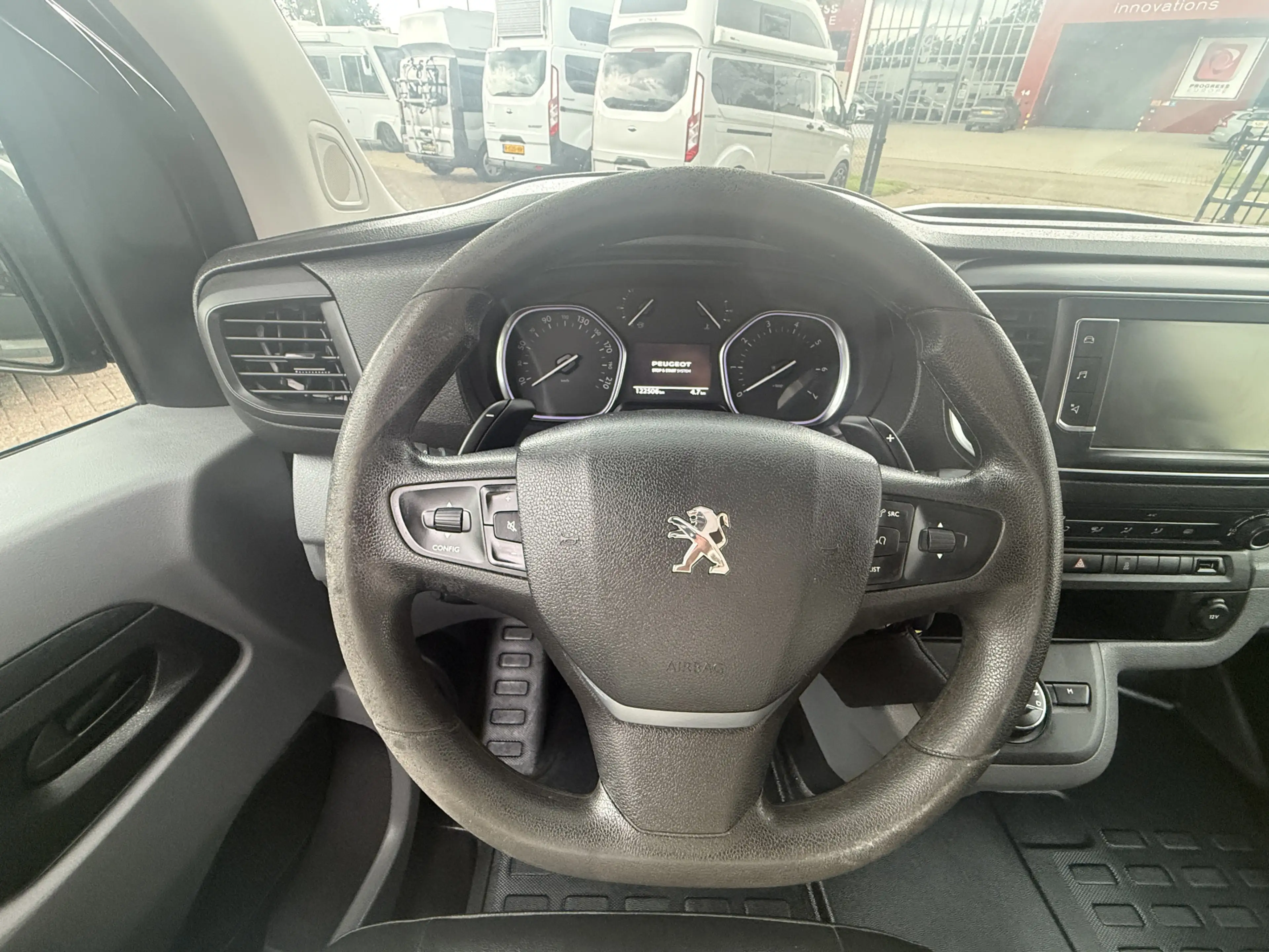 Peugeot Expert 2.0 BlueHDI 180 Premium automaat 177 pk org nl aut — photo 10
