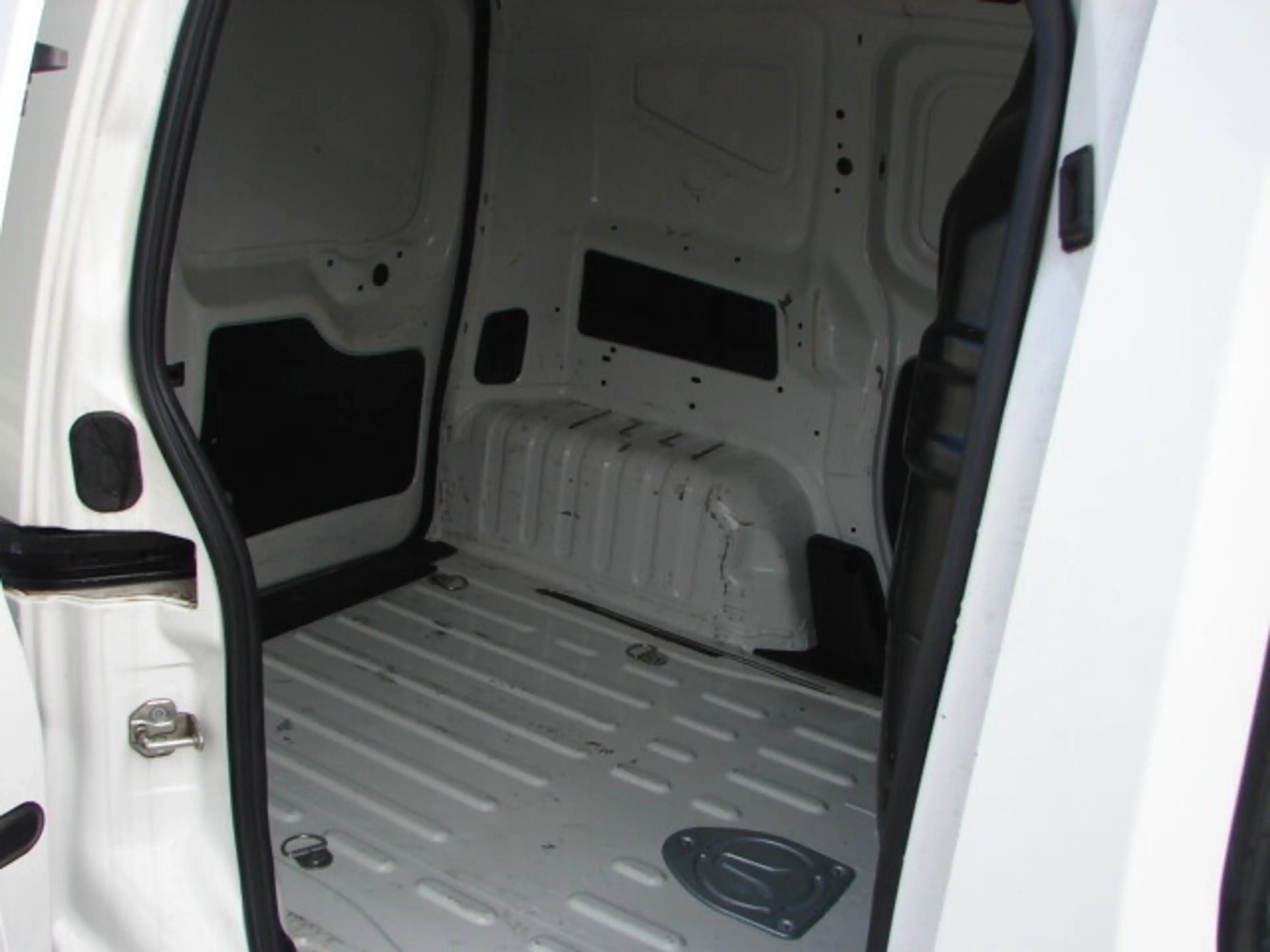 Fiat Fiorino Fiorino 1,3 MultiJet 80 Basis — photo 11