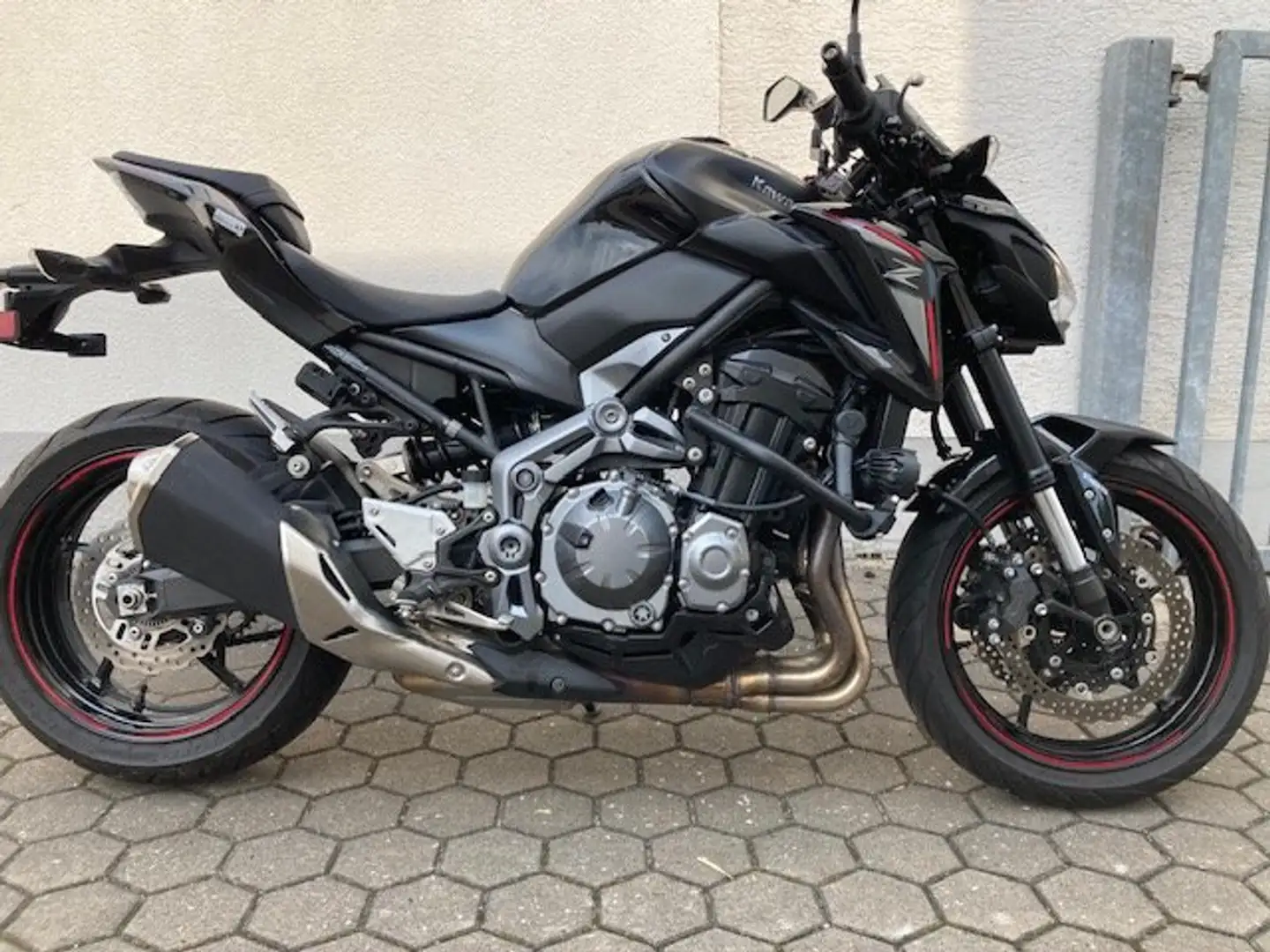Kawasaki Z 900 ZR900B Noir - 1