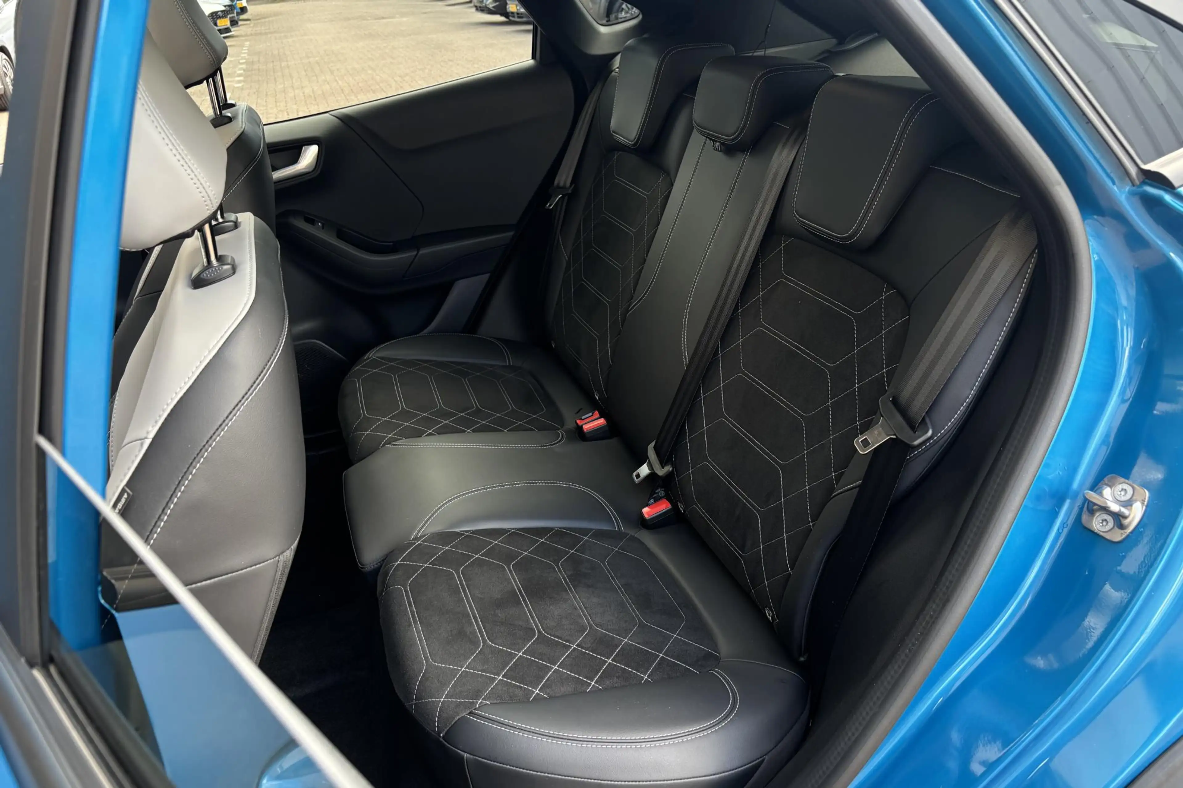 Ford Puma Gen-E Premium 44 kWh | BTW | Winterpack | 360° camera | — photo 8