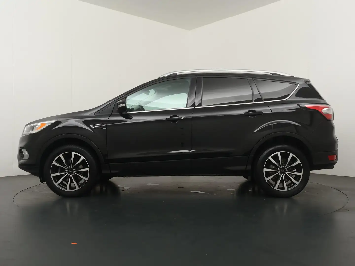 Ford Kuga 1.5 EcoBoost Titanium - Navigatie - Stoel+stuurver Noir - 2