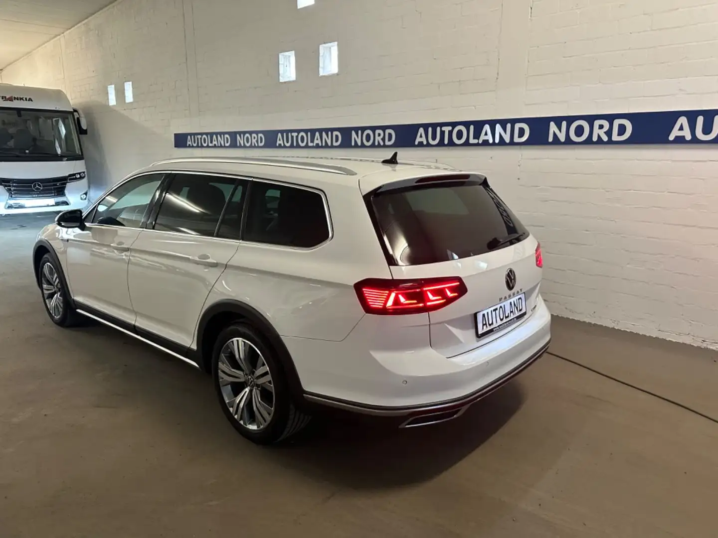Volkswagen Passat Alltrack 2.0TDI 4Motion*Leder*Navi*Virtua Weiß - 2