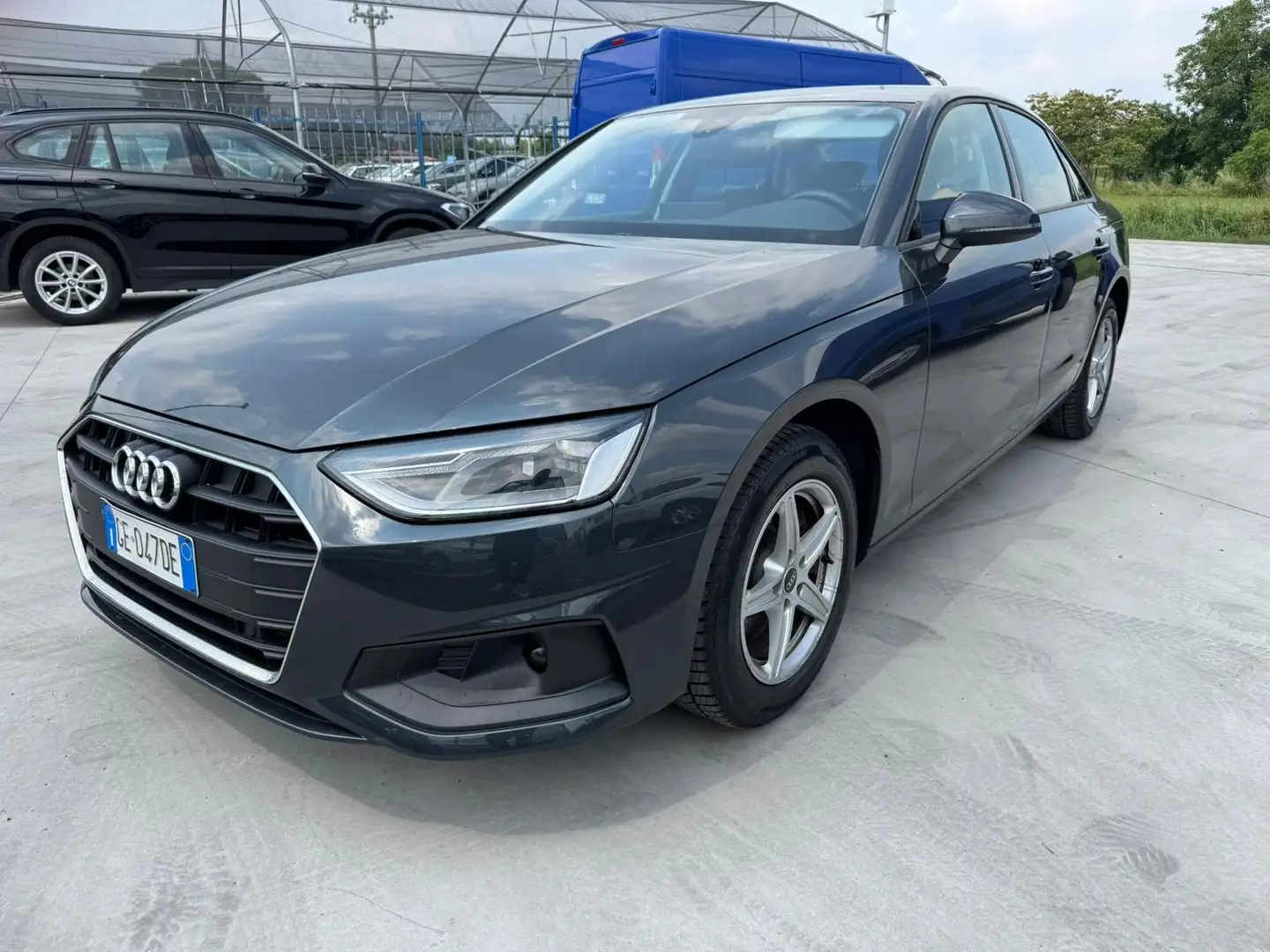Audi A4 A4 35 2.0 tfsi mhev Business 150cv GE047DE Grigio - 2