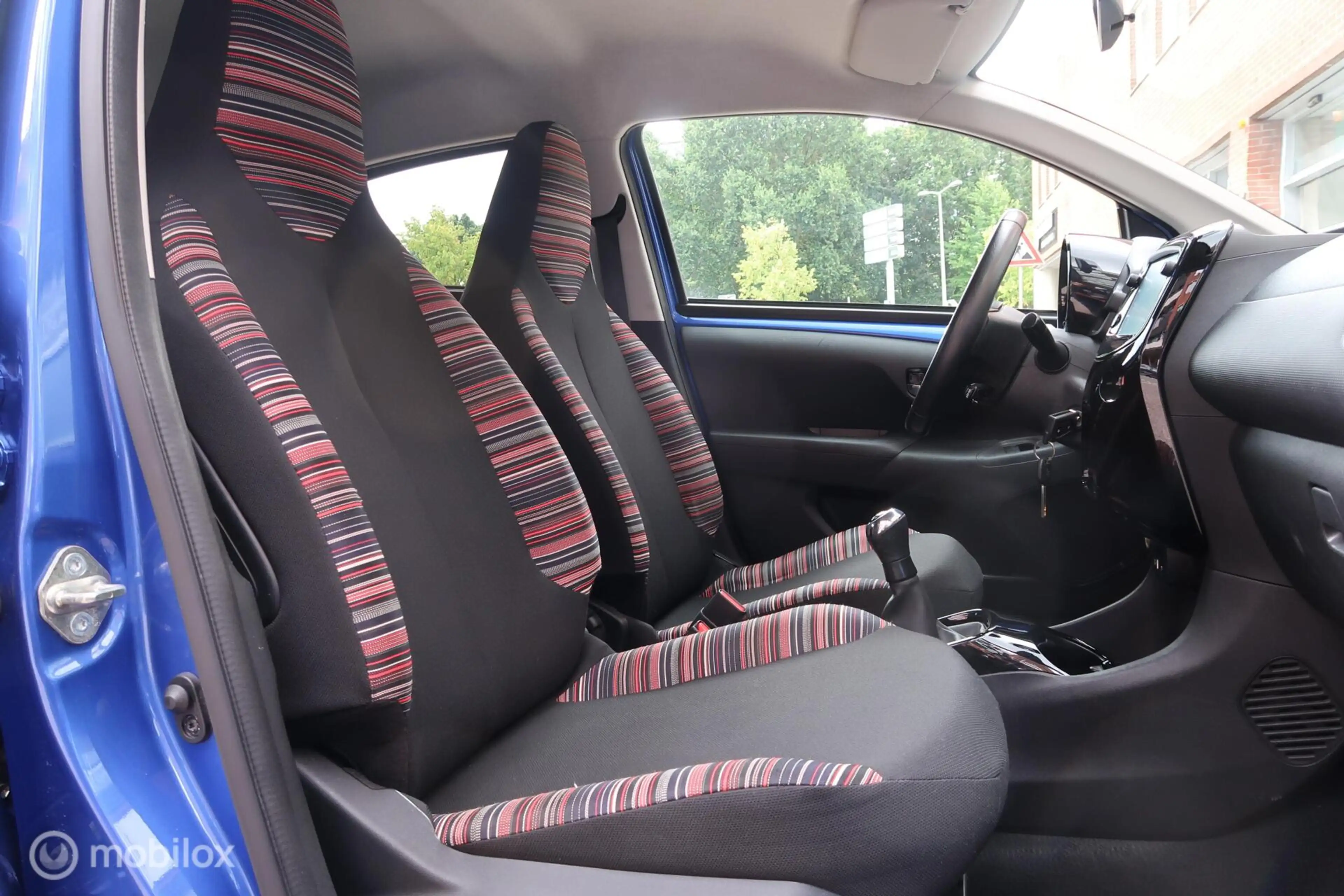 Citroen C1 1.0 VTi Shine Carplay Cruise Control Climate — photo 15