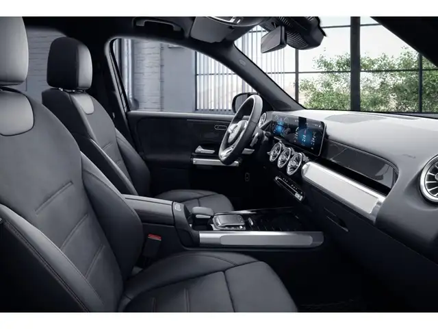 Mercedes-Benz GLB view 8