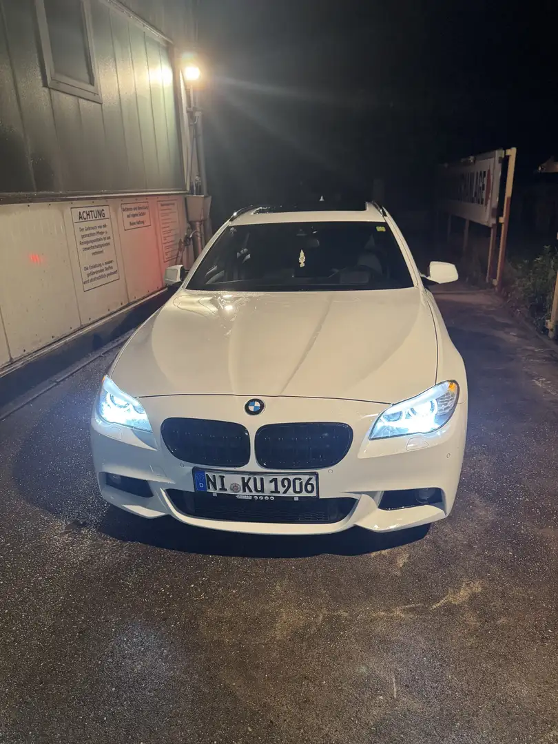 BMW 525 525d Touring Sport-Aut. - 1