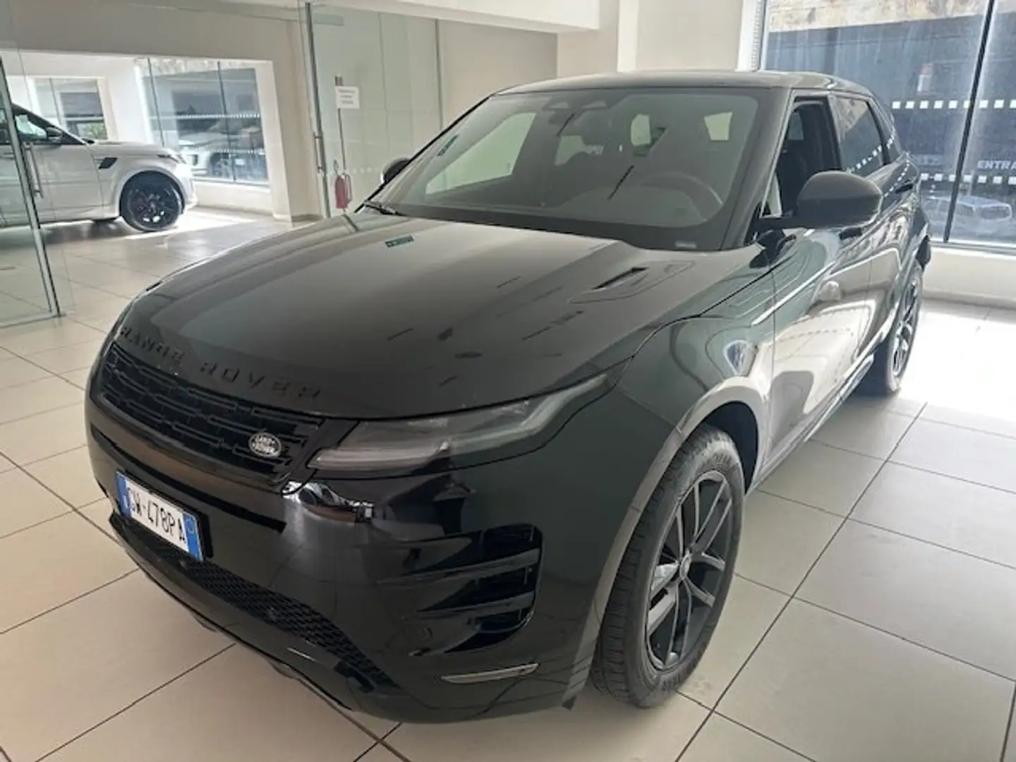 Land Rover Range Rover Evoque Evoque II 2024 2.0d i4 mhev Dynamic SE awd 163 Noir - 1