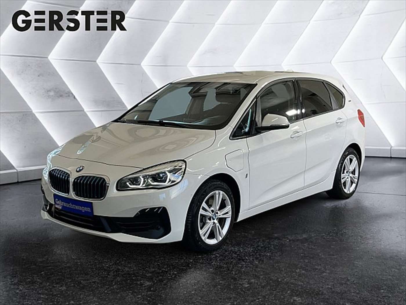 BMW 225