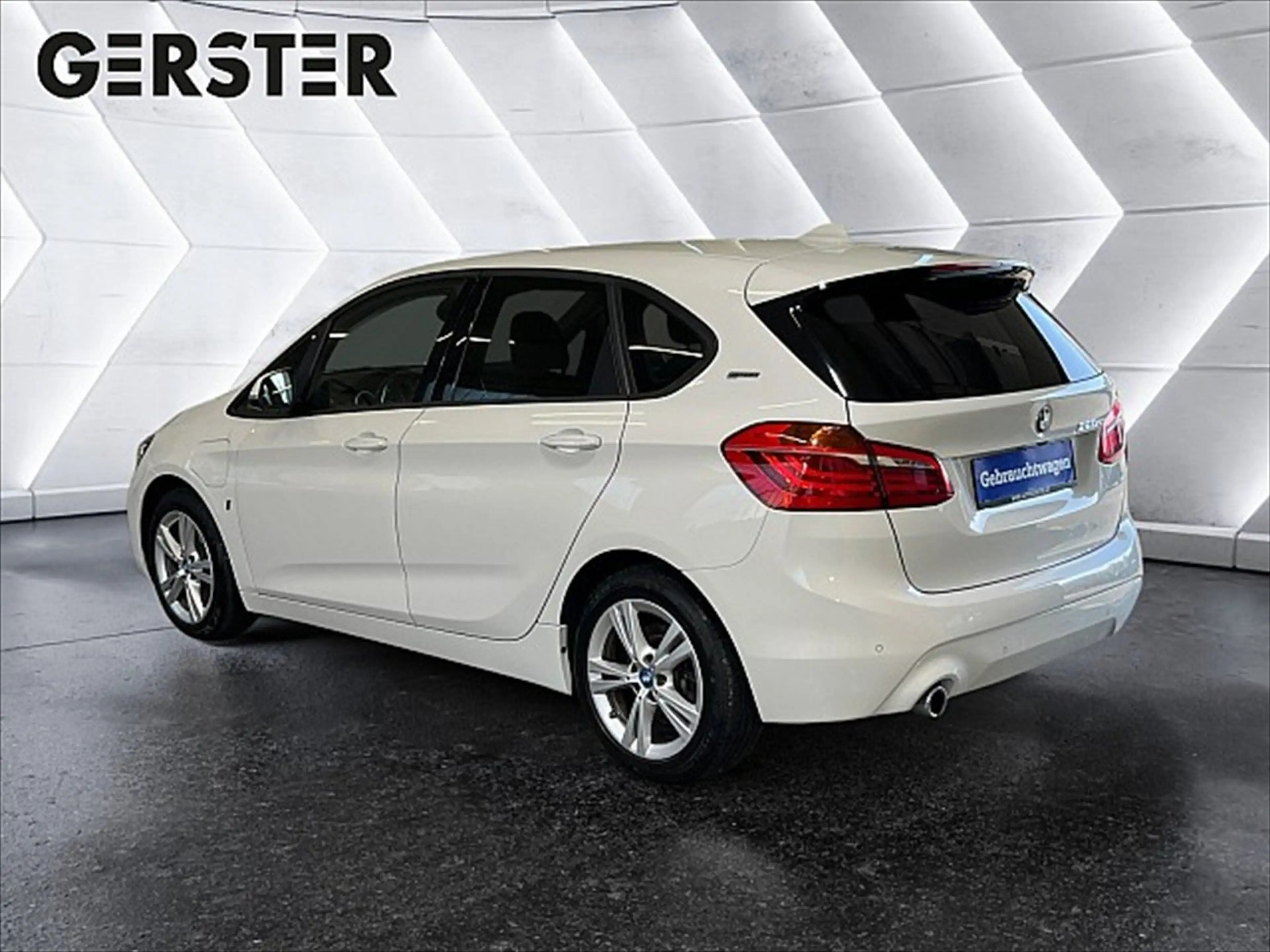 BMW 225 Active Tourer xe e Advantage ACC AHK LED LM — photo 4