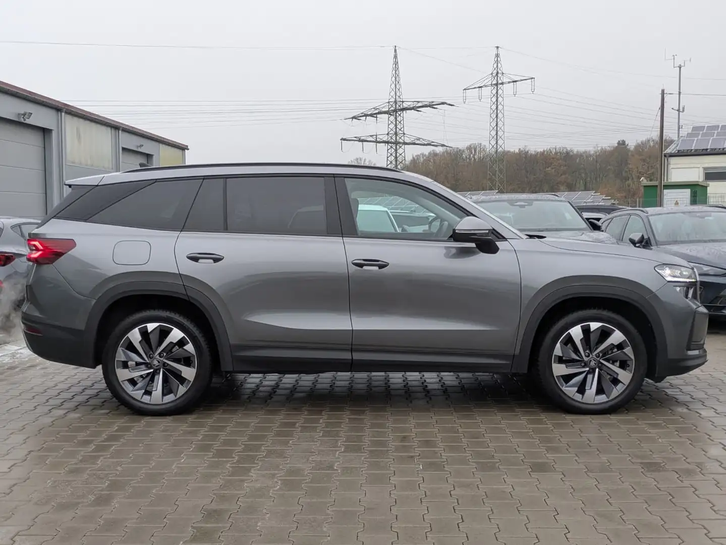 Skoda Kodiaq 2.0 TDI 4x4 Selec PANO*AHK*MATRIX*StandH. Gris - 2