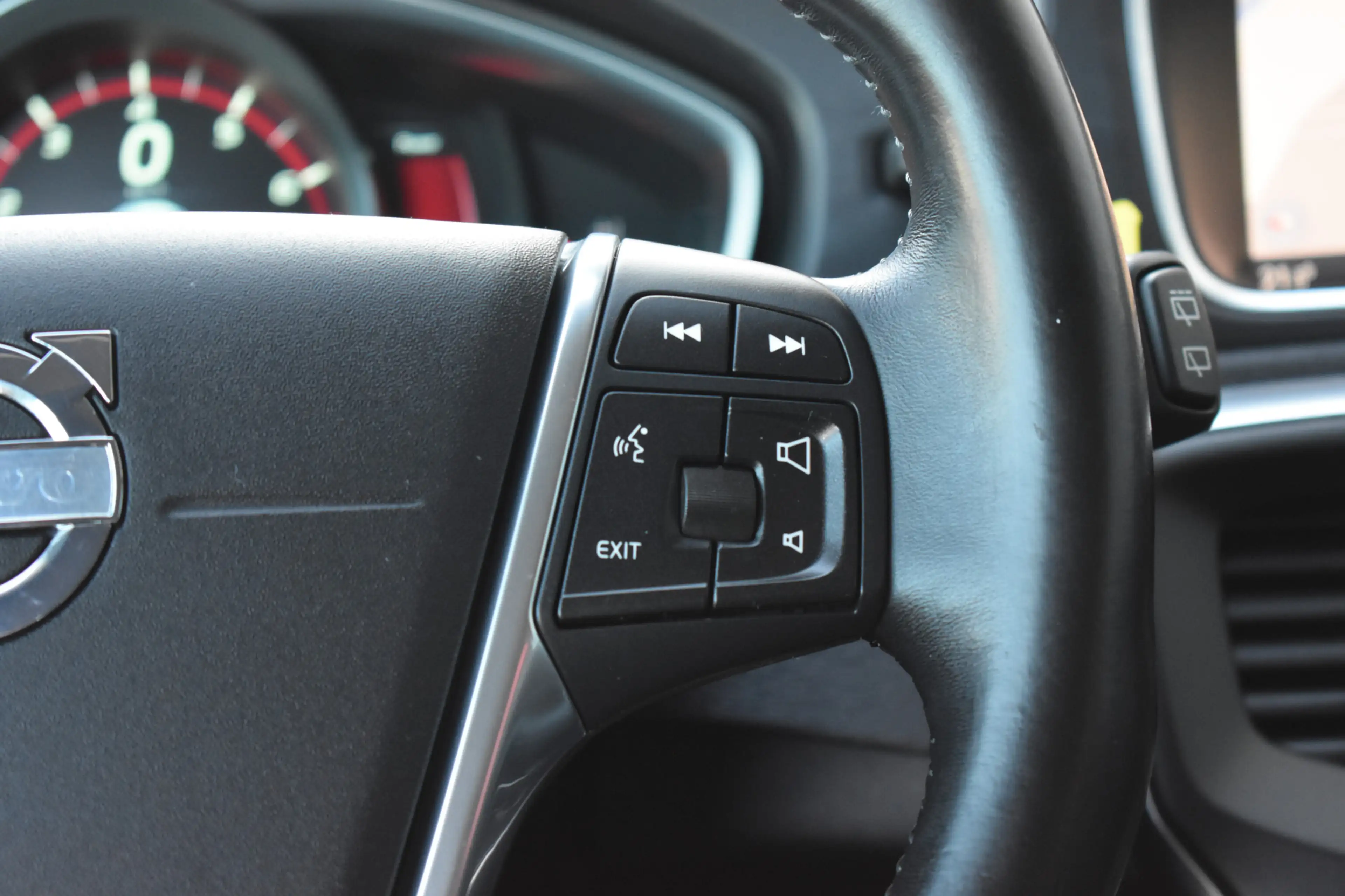 Volvo V40 1.6 T3 Momentum Navi | Trekhaak | Clima | Cruise | — photo 13
