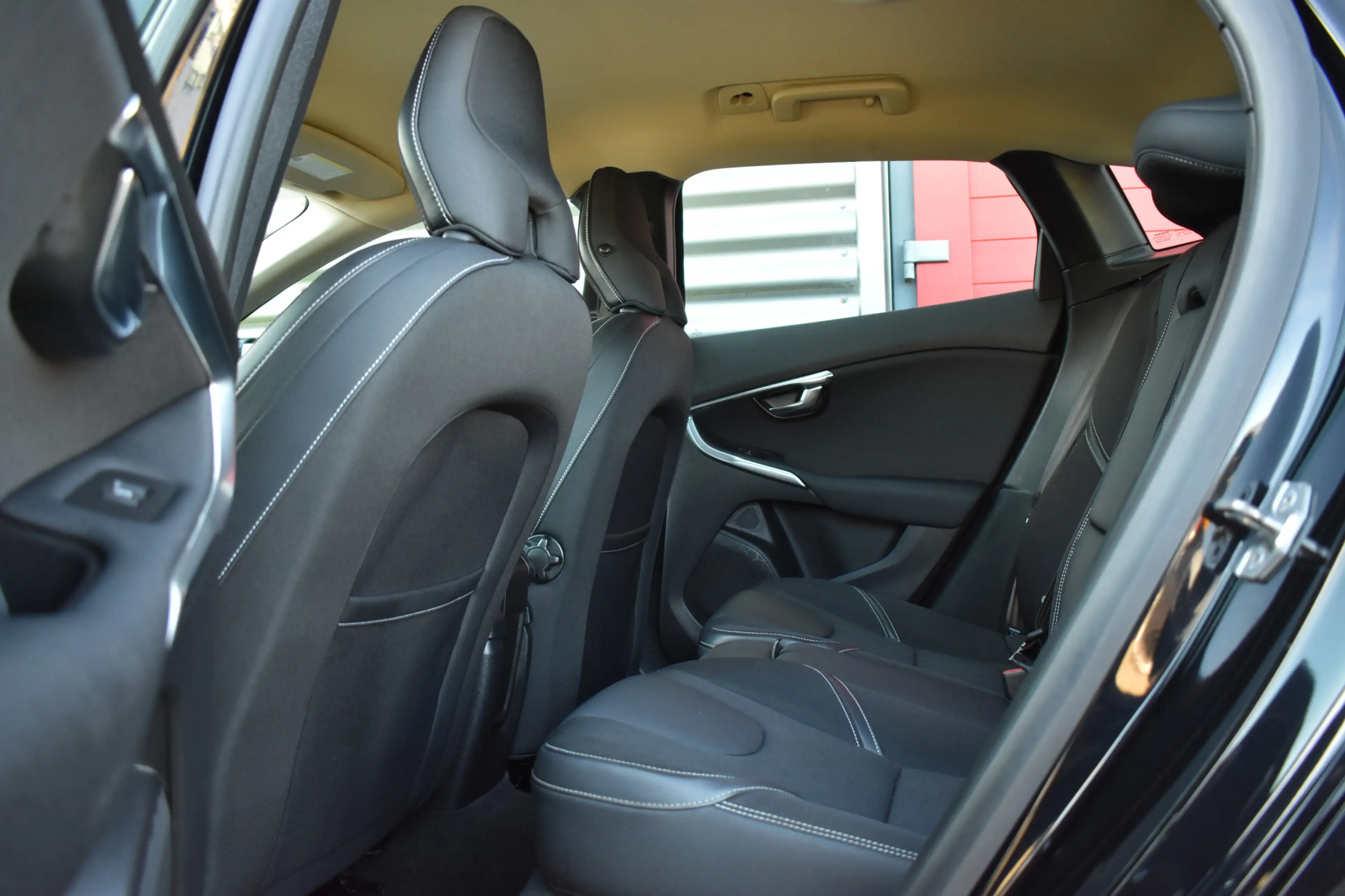 Volvo V40 1.6 T3 Momentum Navi | Trekhaak | Clima | Cruise | — photo 7