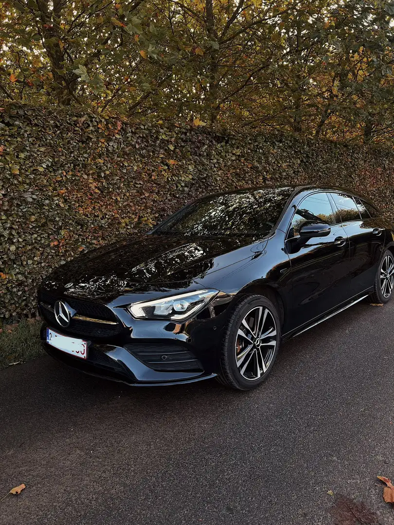 Mercedes-Benz CLA 250 CLA 250 e Shooting Brake 8G-DCT Edition 2020 Zwart - 1