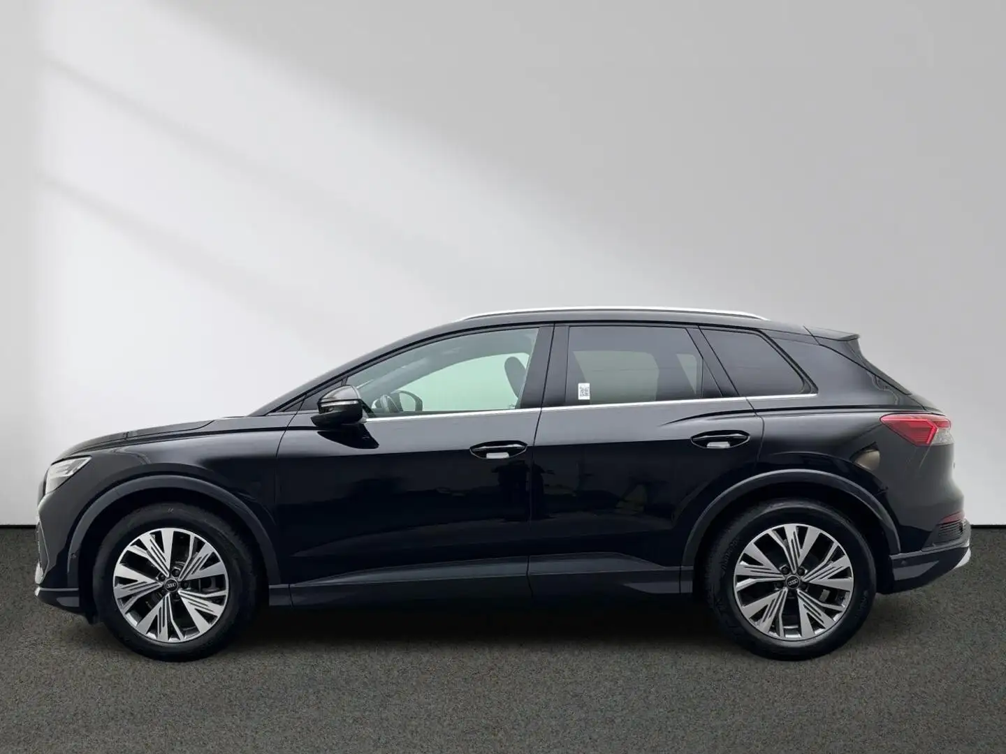 Audi Q4 e-tron 35 MMI Matrix SONOS Standhz Di-Cockpit Schwarz - 2