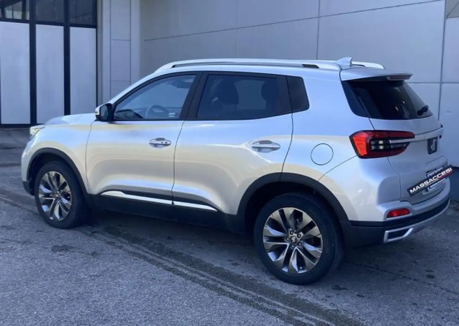 DR Automobiles DR4.0 dr 4.0 1.5 Bi-Fuel GPL Silber - 2