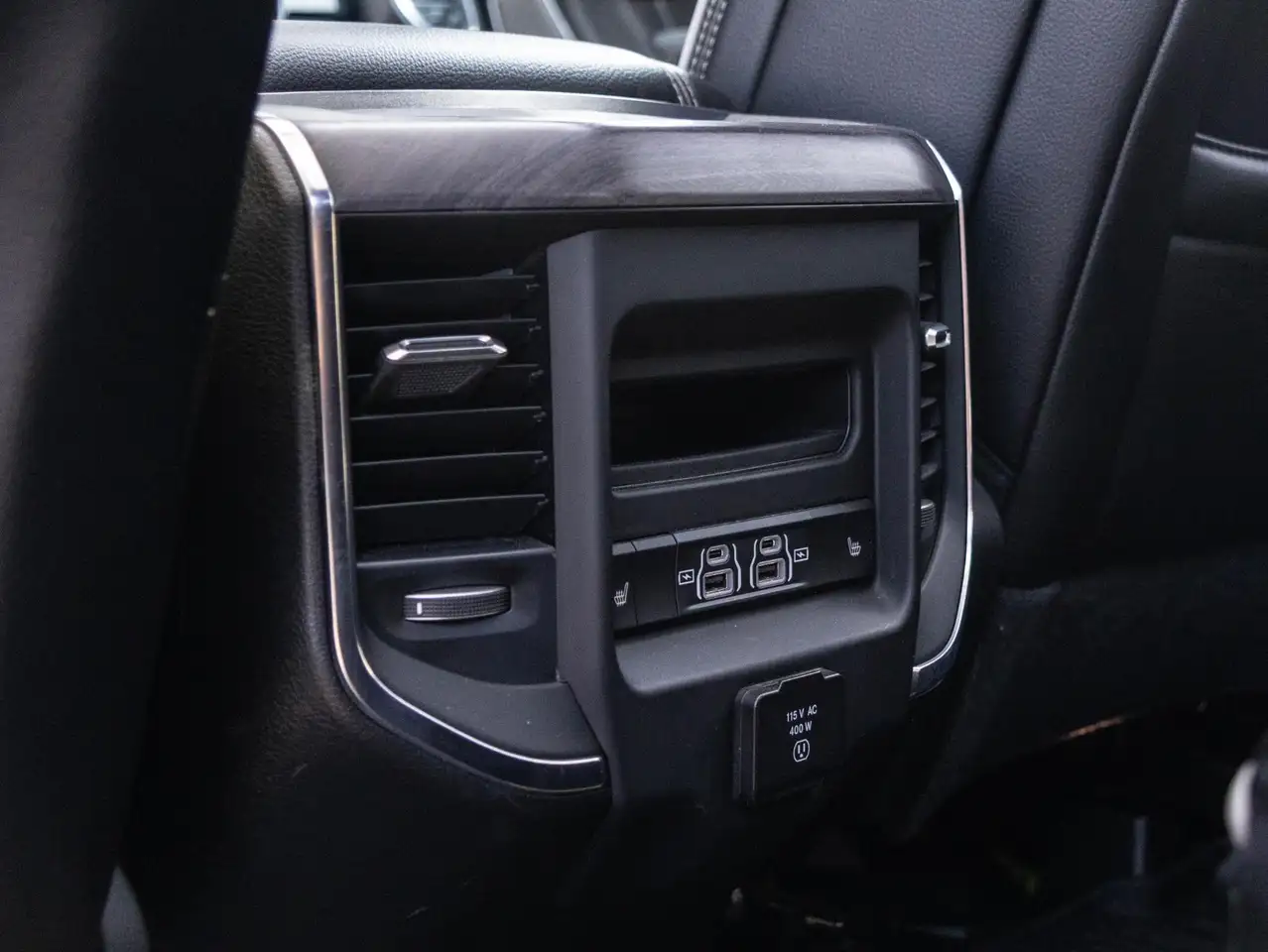 Dodge RAM 2024 — фото 32